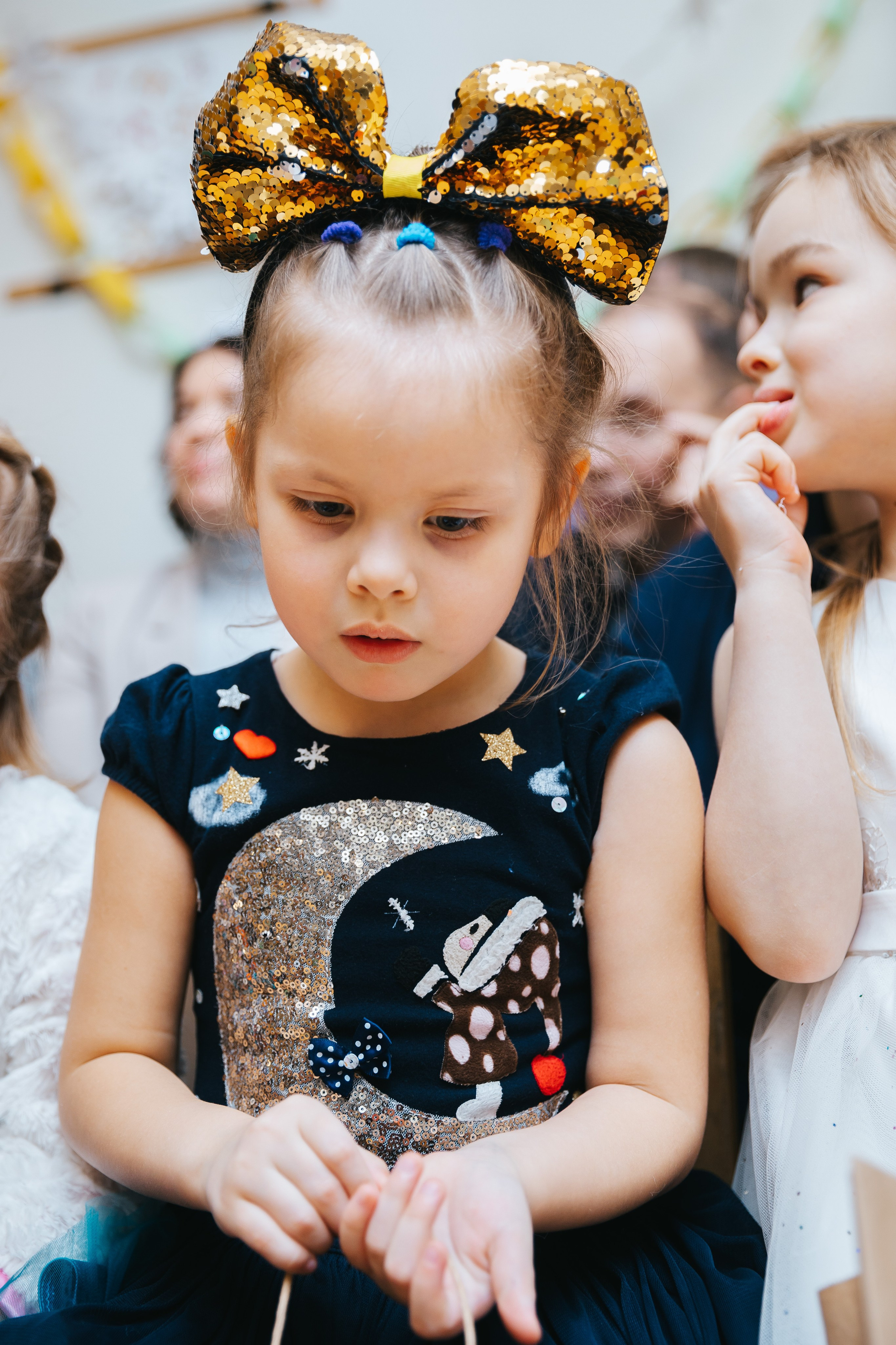 Новогодний утренник в Монтессори-садике. Семейный lifestyle фотограф в Санкт-Петербурге Людмила Пахомова