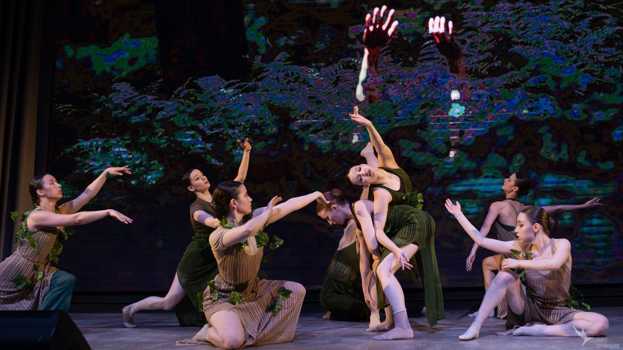 23:59. Репортажный фотограф в Казани Павел Серпокрылов