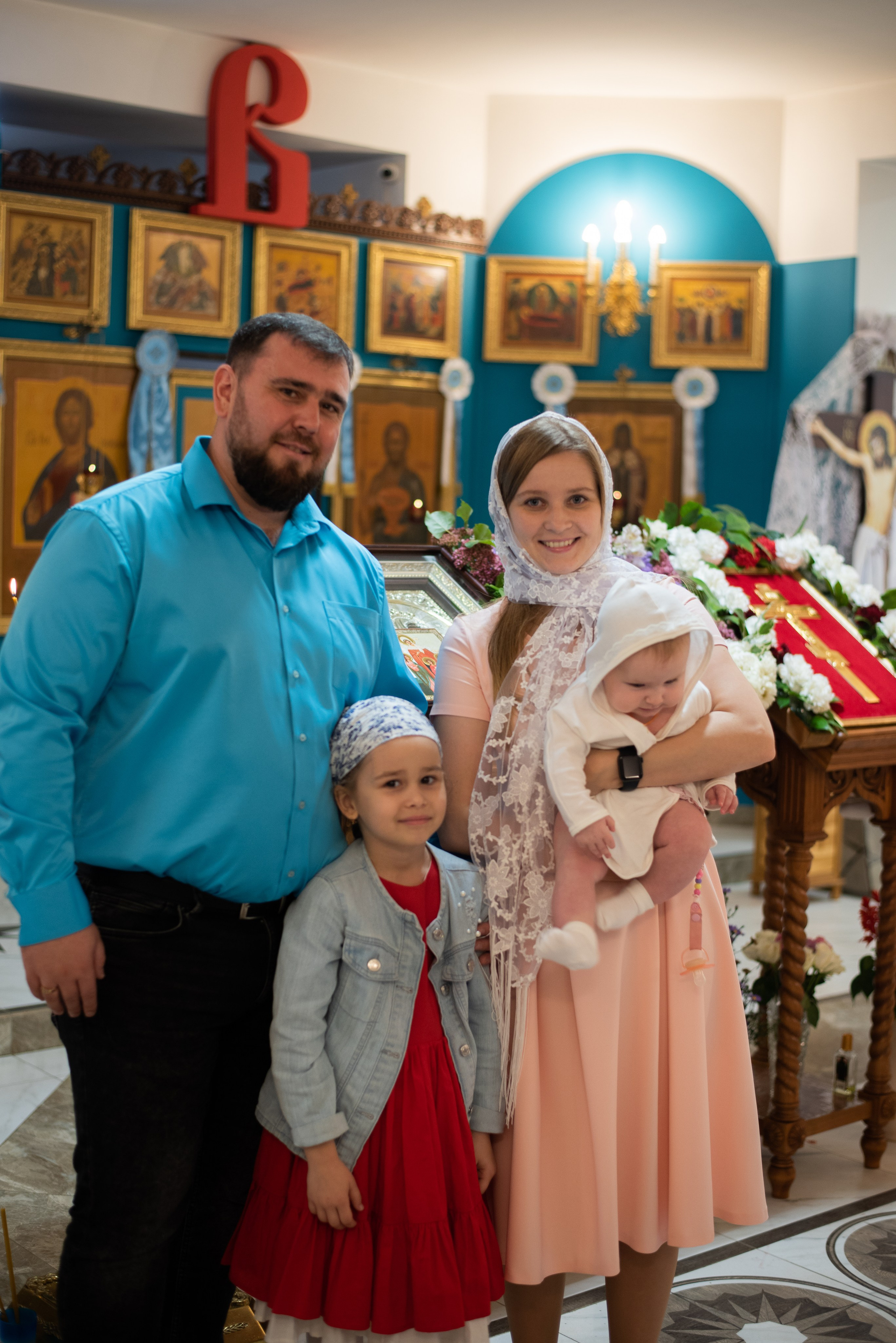 Крестины в Храме в честь иконы Божией Матери Скоропослушница. Фотограф новорожденных Воронеж — Дорохина Яна. Семейный фотограф