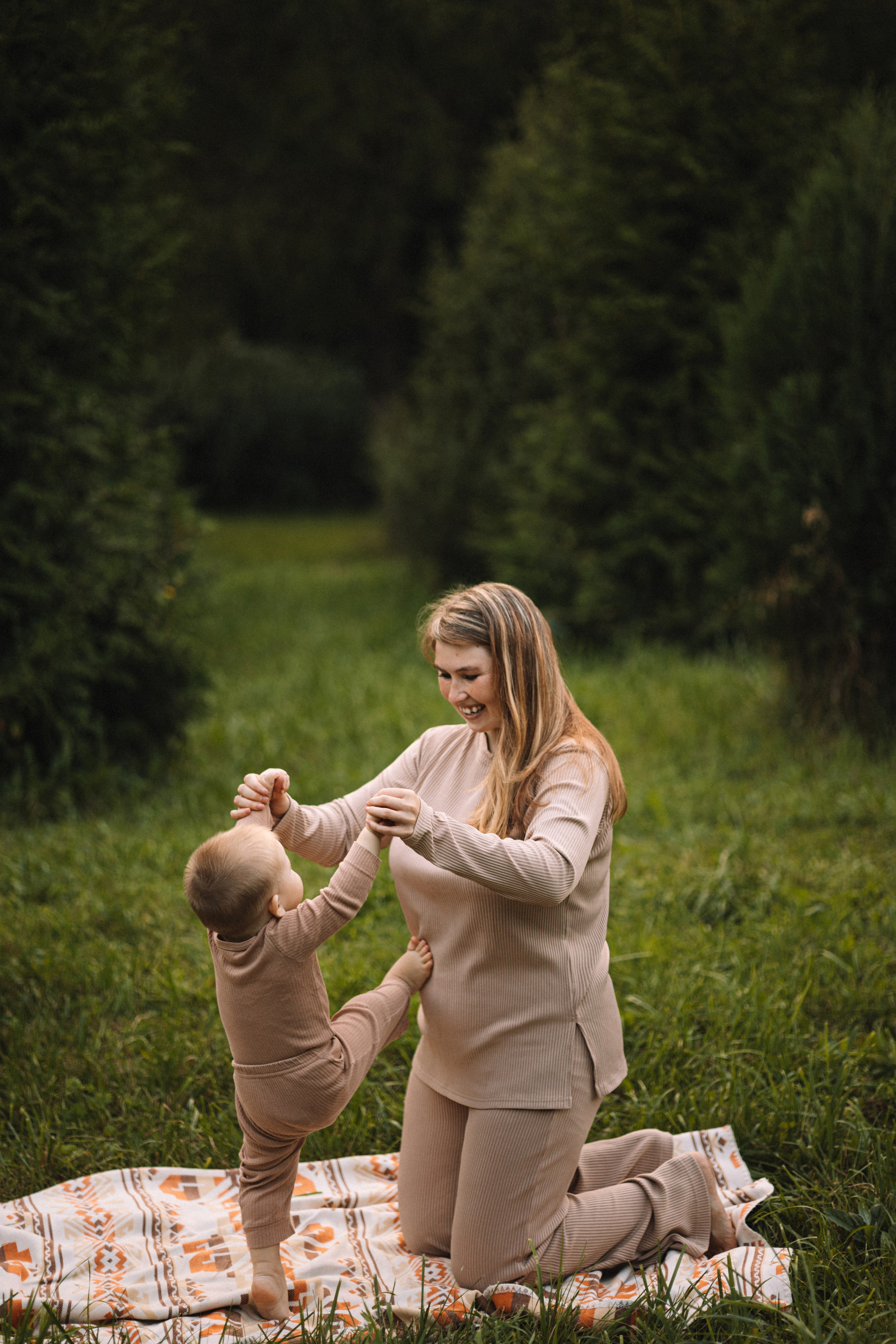 Гордей с мамой на прогулке. Фотограф Нижний Новгород