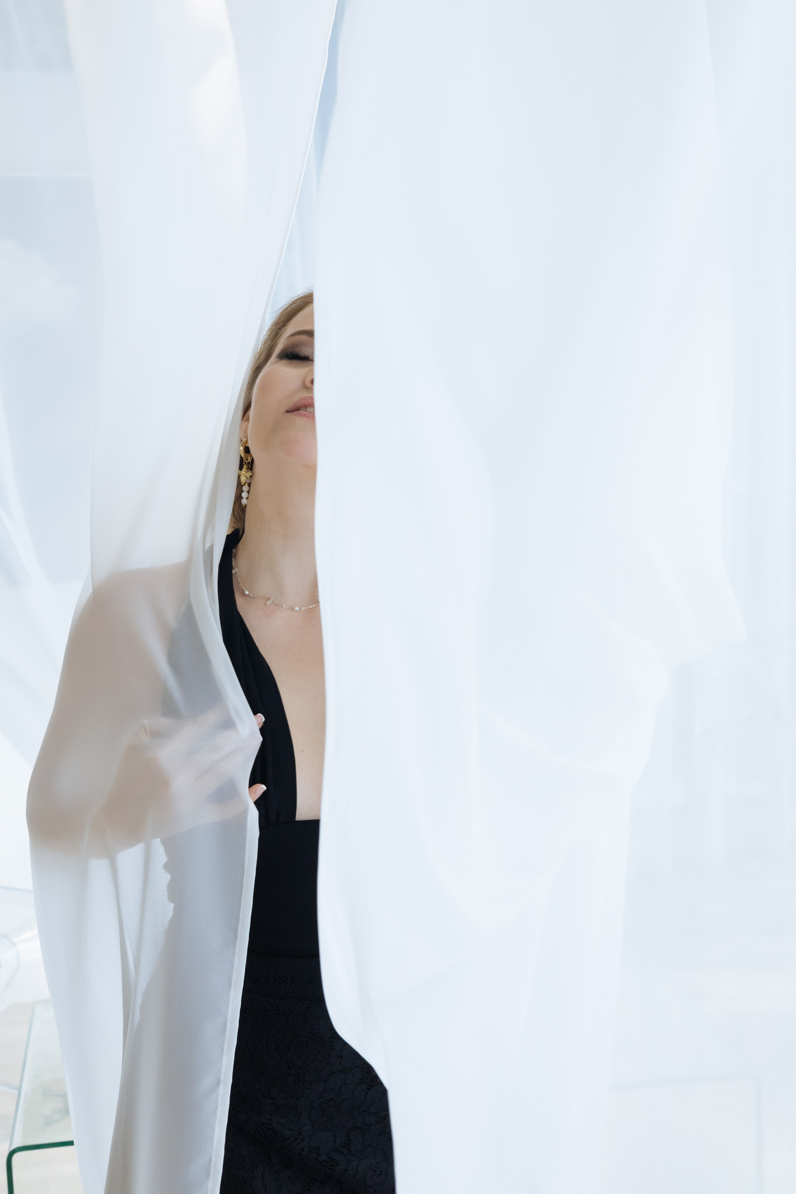 ЖЕНСКИЕ ПОРТРЕТЫ СТУДИЯ 2025. Фотограф Красноярск съемки лавстори, фотосессия в студии, портретная съемка, творческие фотосессии