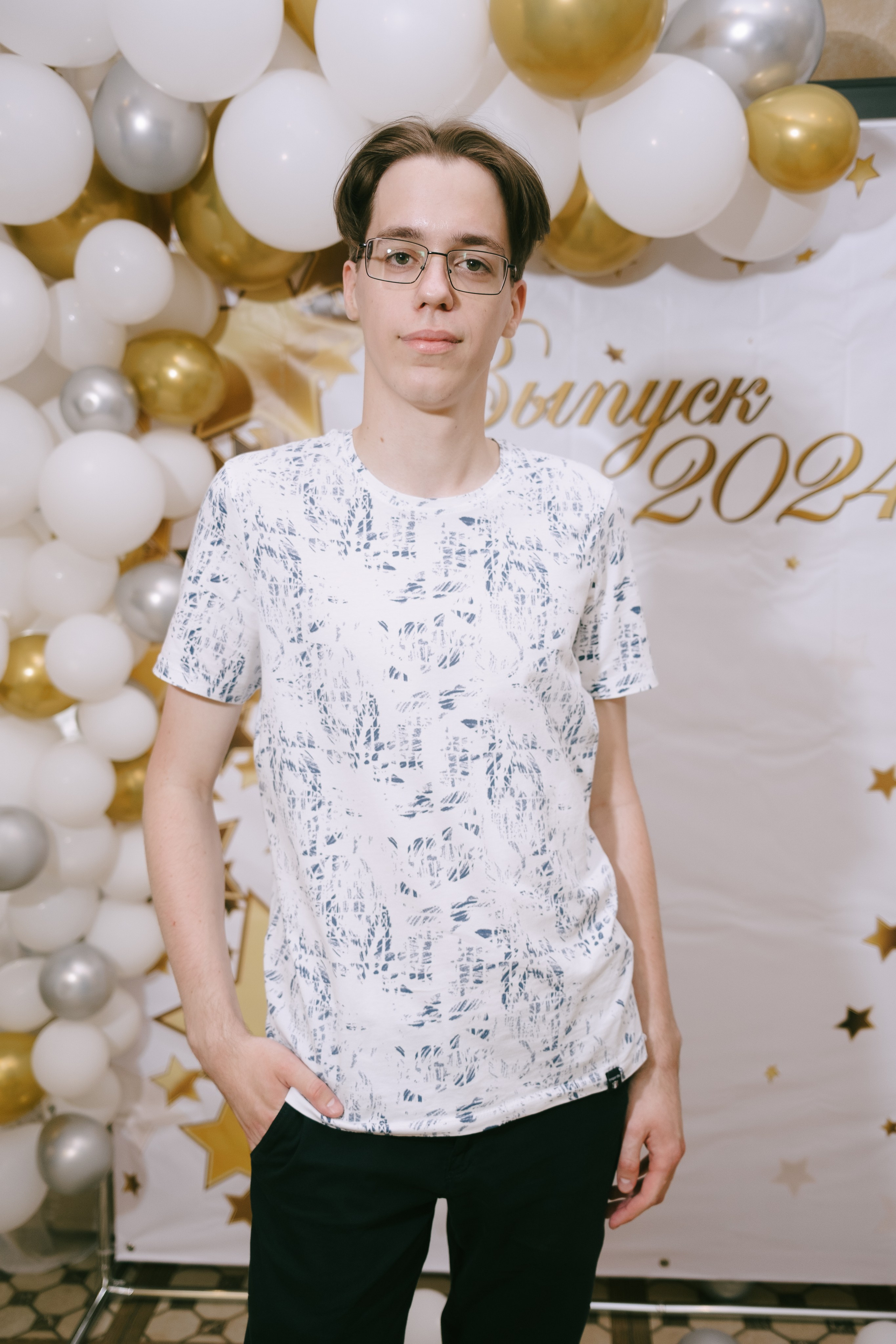 Выпускной школа 33. Свадебный и репортажной фотограф Денис Ожигин в Краснодаре и Краснодарском крае