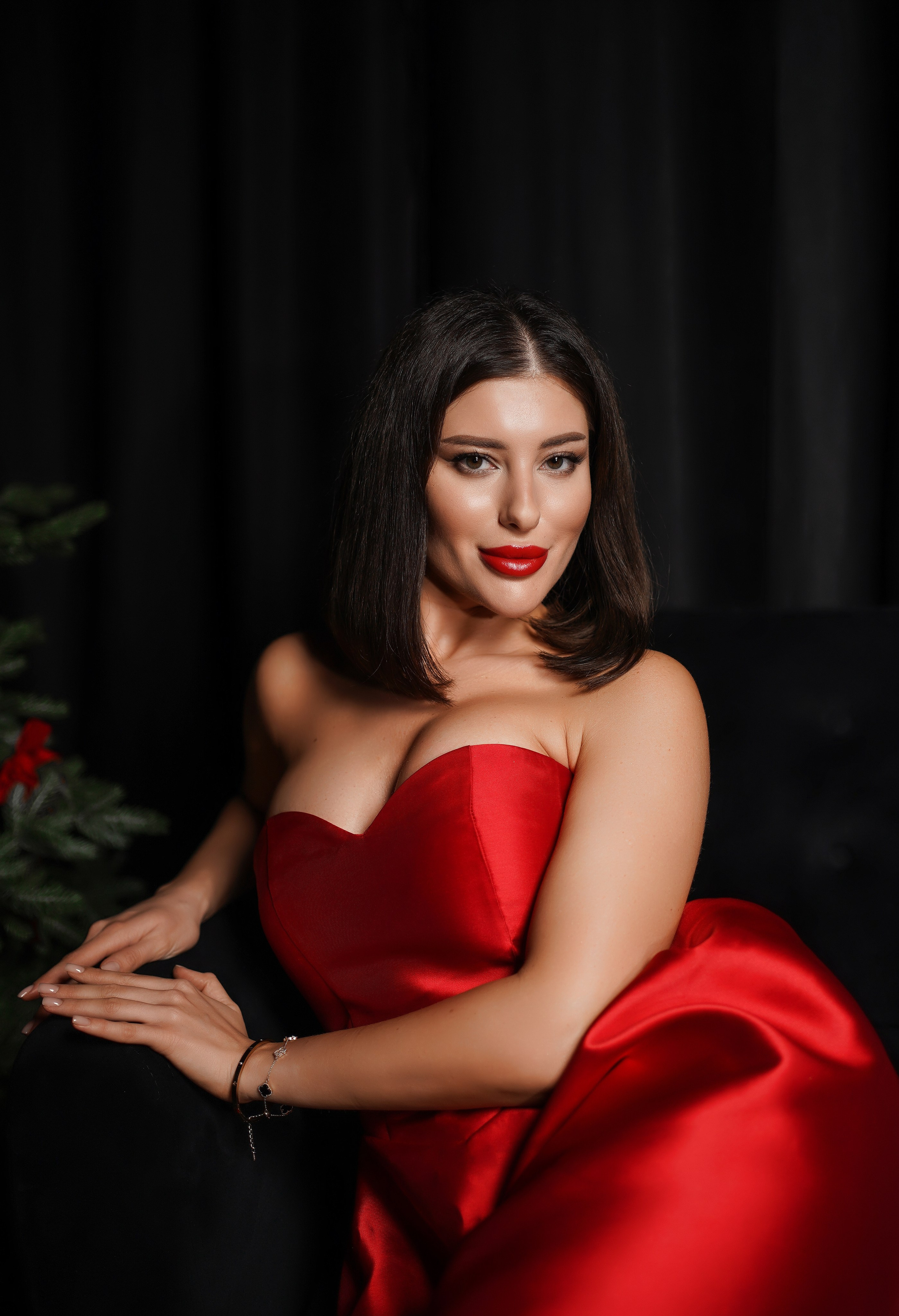 Фотосессия в студии Fond. Свадебный фотограф в Ростове-на-Дону. Таинство Крещения и Венчания, семейные фотосессии. Алёна Чёботова