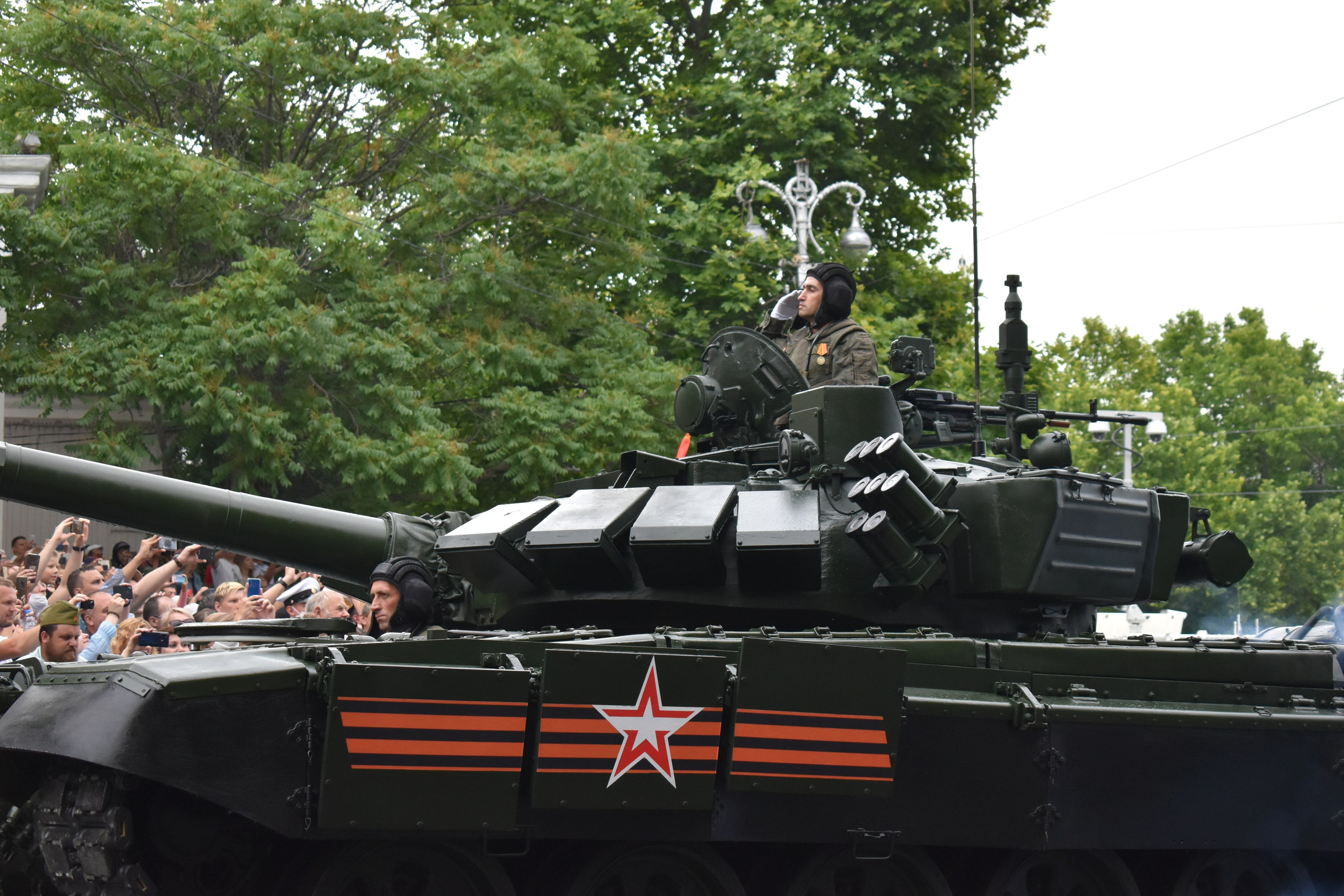 Парад Победы. Фотограф-ретушер в Крыму Юля Лобурец