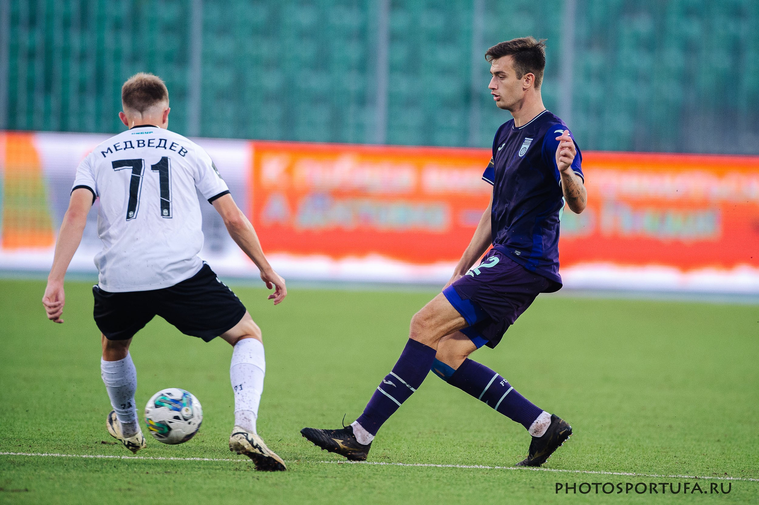 Россия — МЕЛБЕТ — Первая Лига. 4 -й тур «ФК УФА» — ФК «Тюмень». Спортивный фотограф в Уфе Евгений Буров