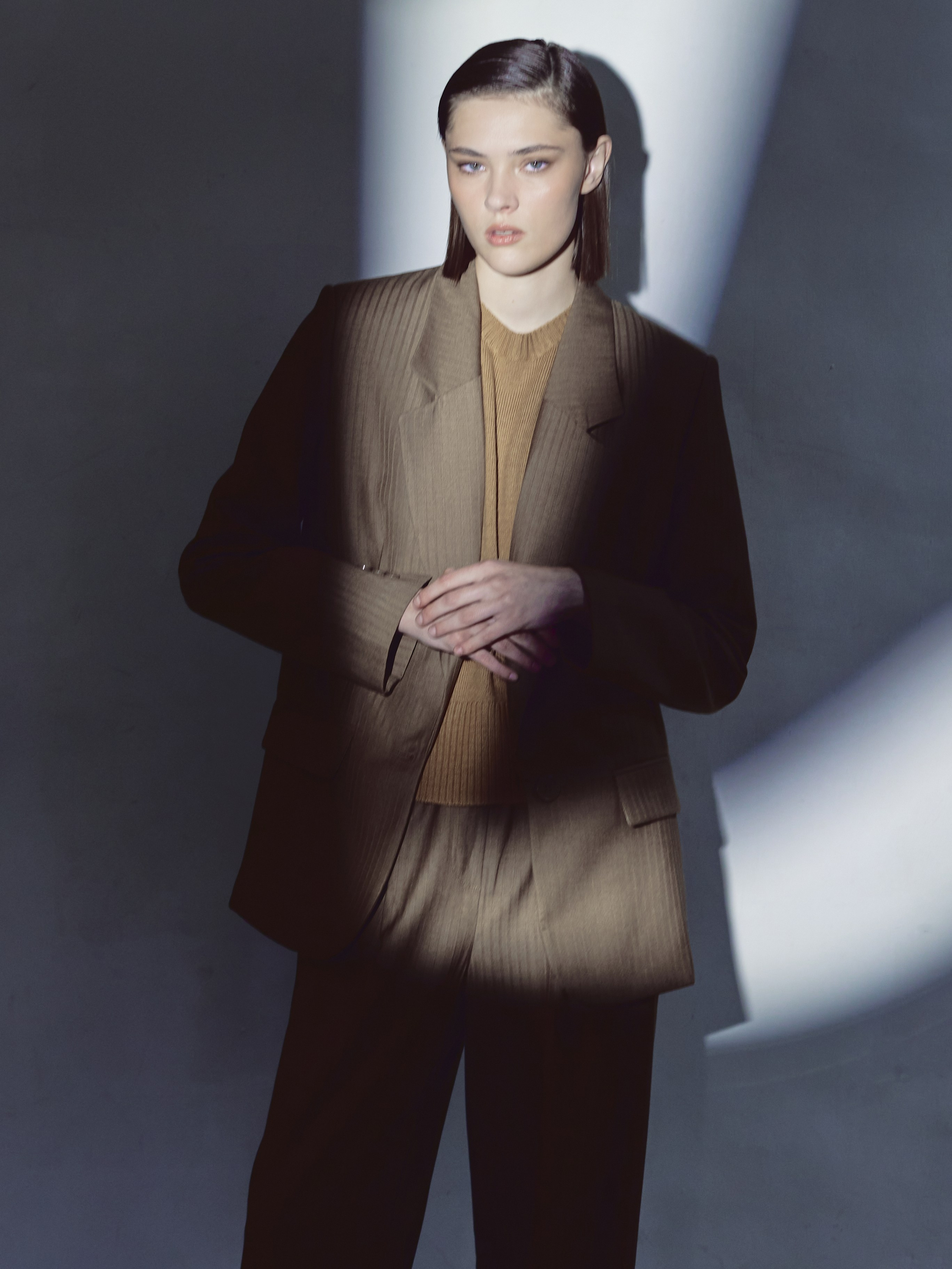 Посмотреть альбом Lookbook. Рекламный фотограф в Москве Катерина Смирнова