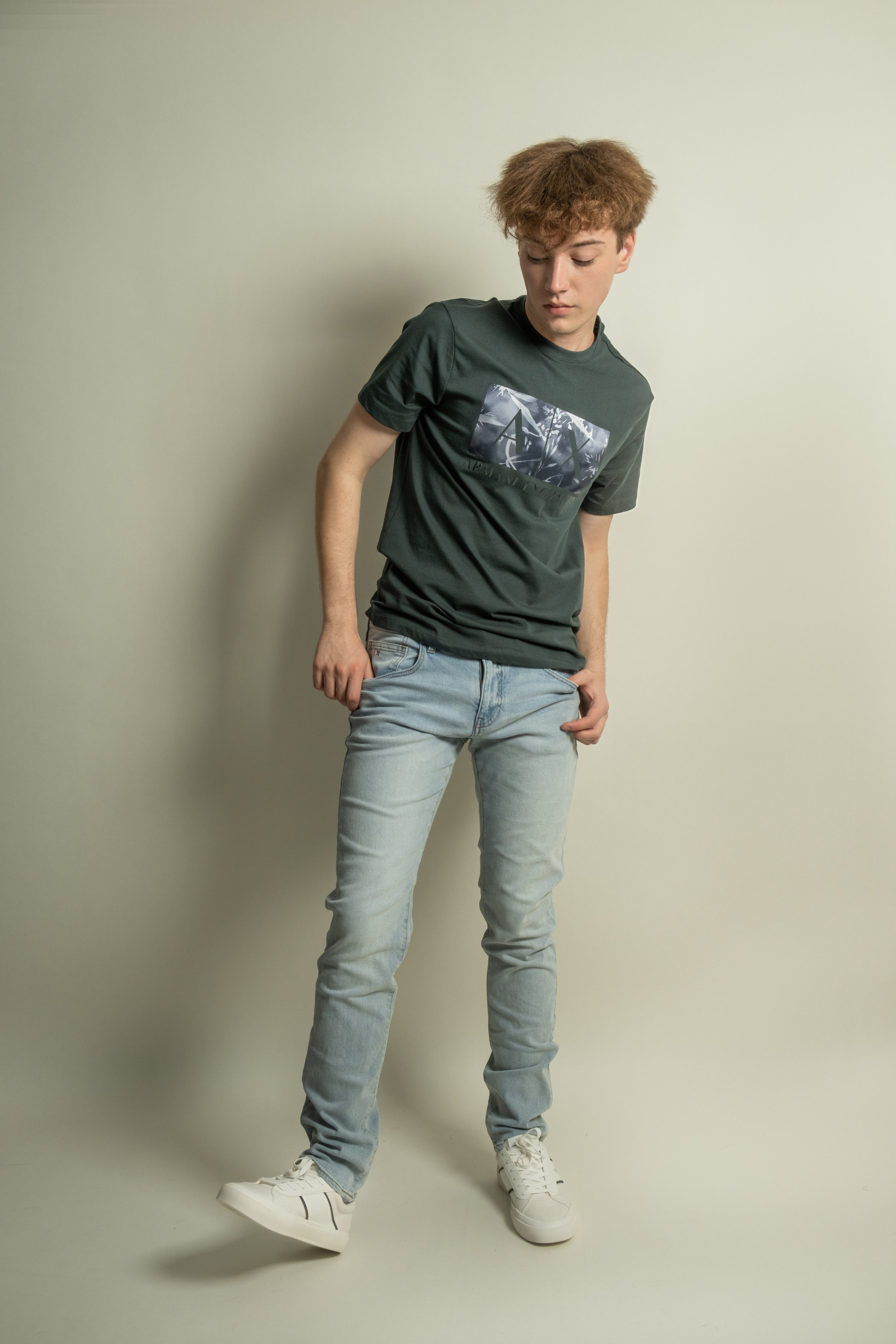 Предметная съёмка для маркетплейсов в Симферополе. Предметный фотограф в Симферополе Антон Катунин