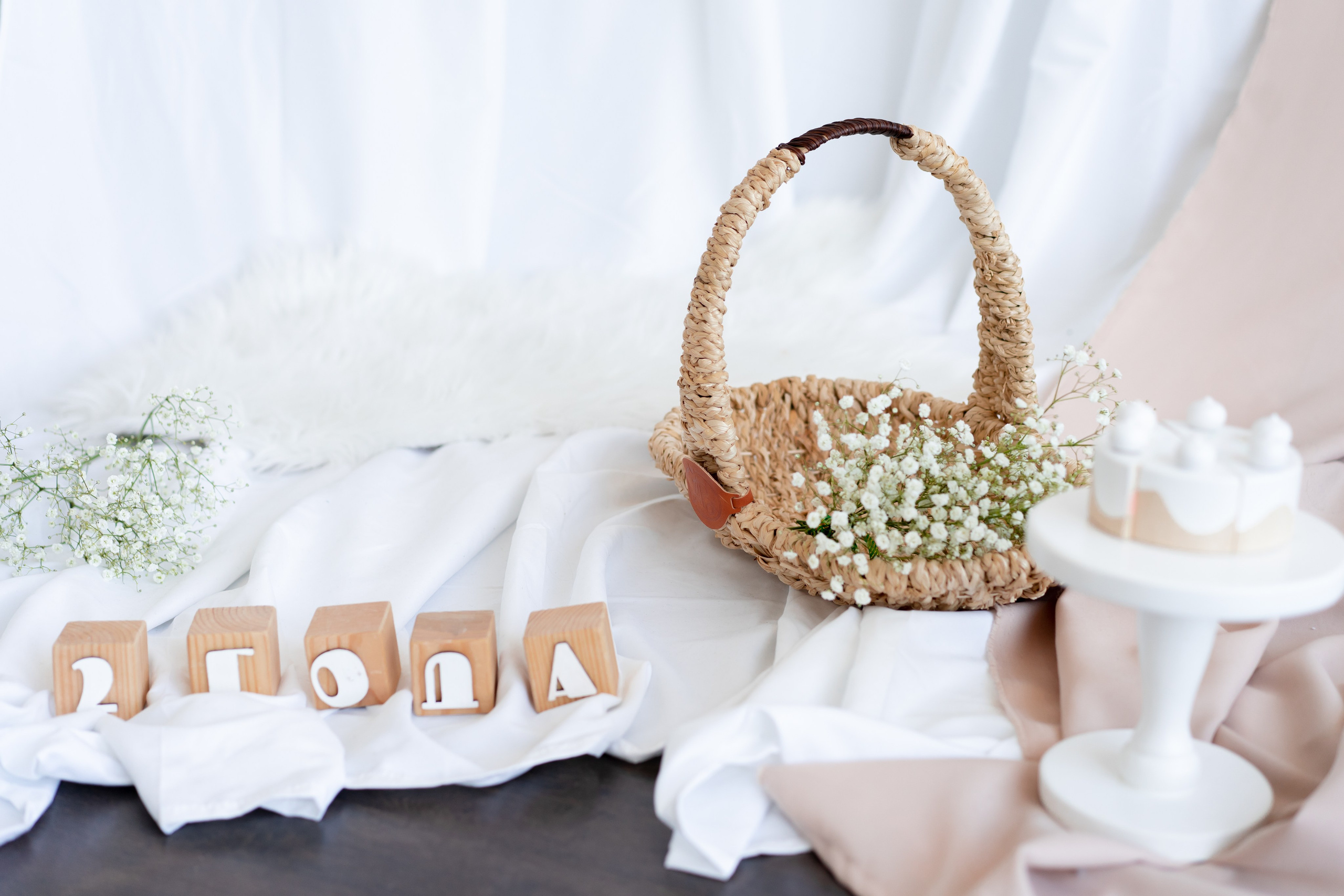 С Днём Рождения ребенка, портрет. Детская, семейная фотостудия в Санкт-Петербурге