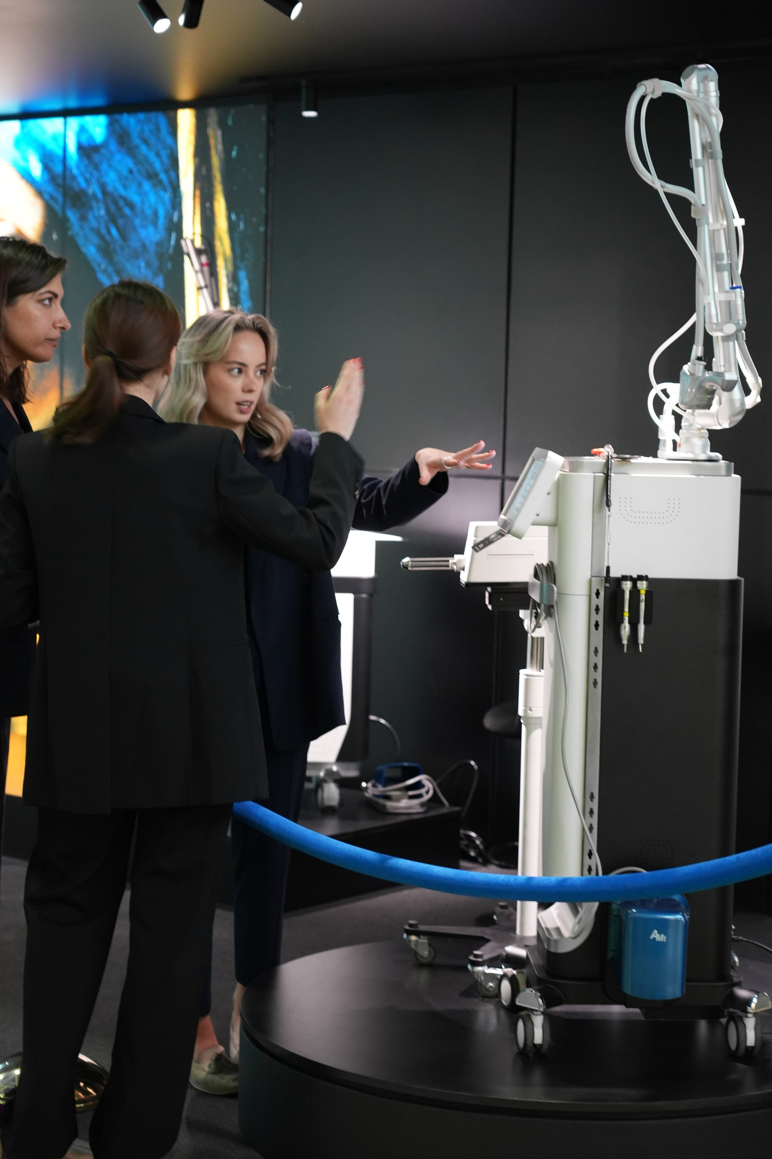 О дизайнере