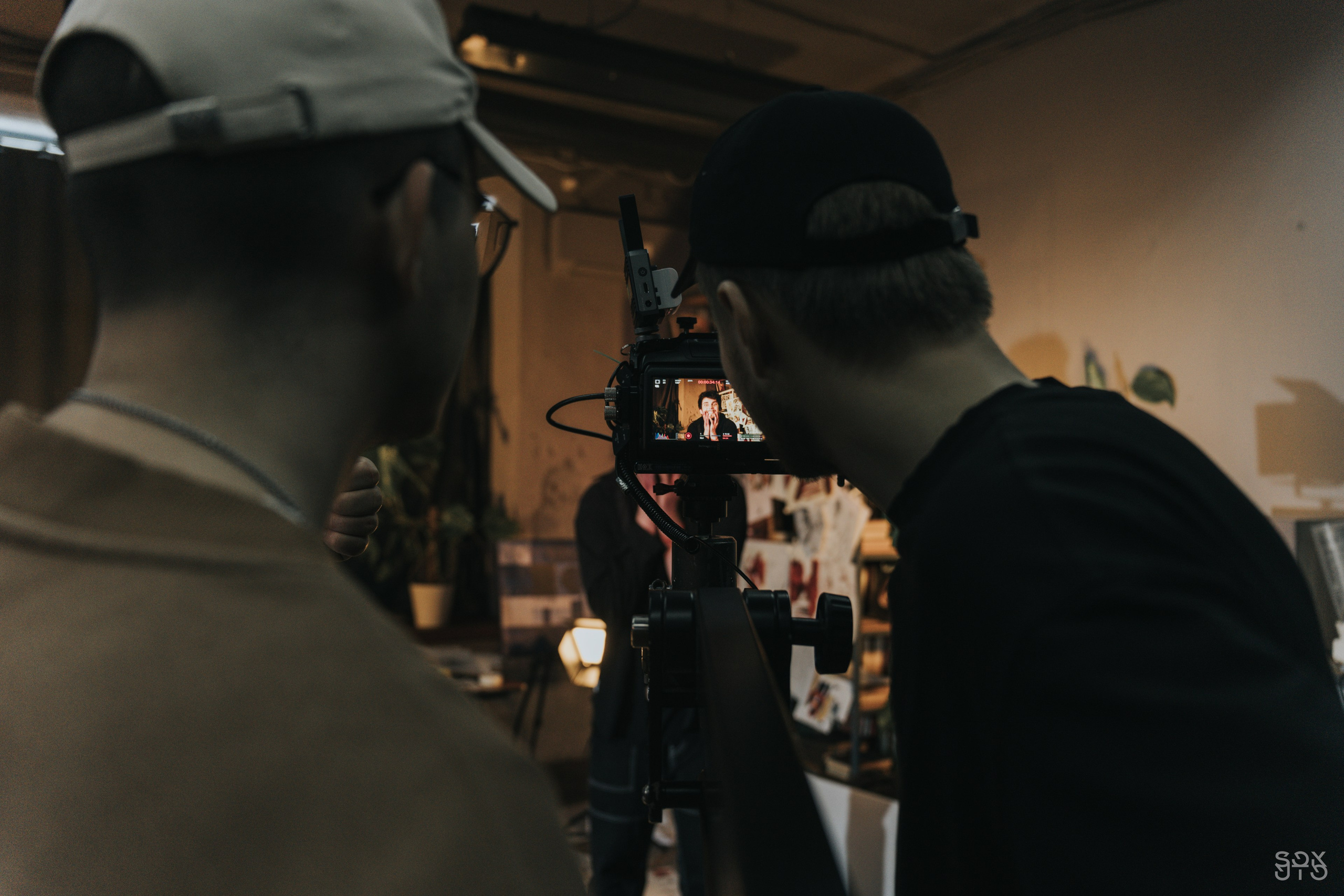 BAKED ROLL x Grad! ent