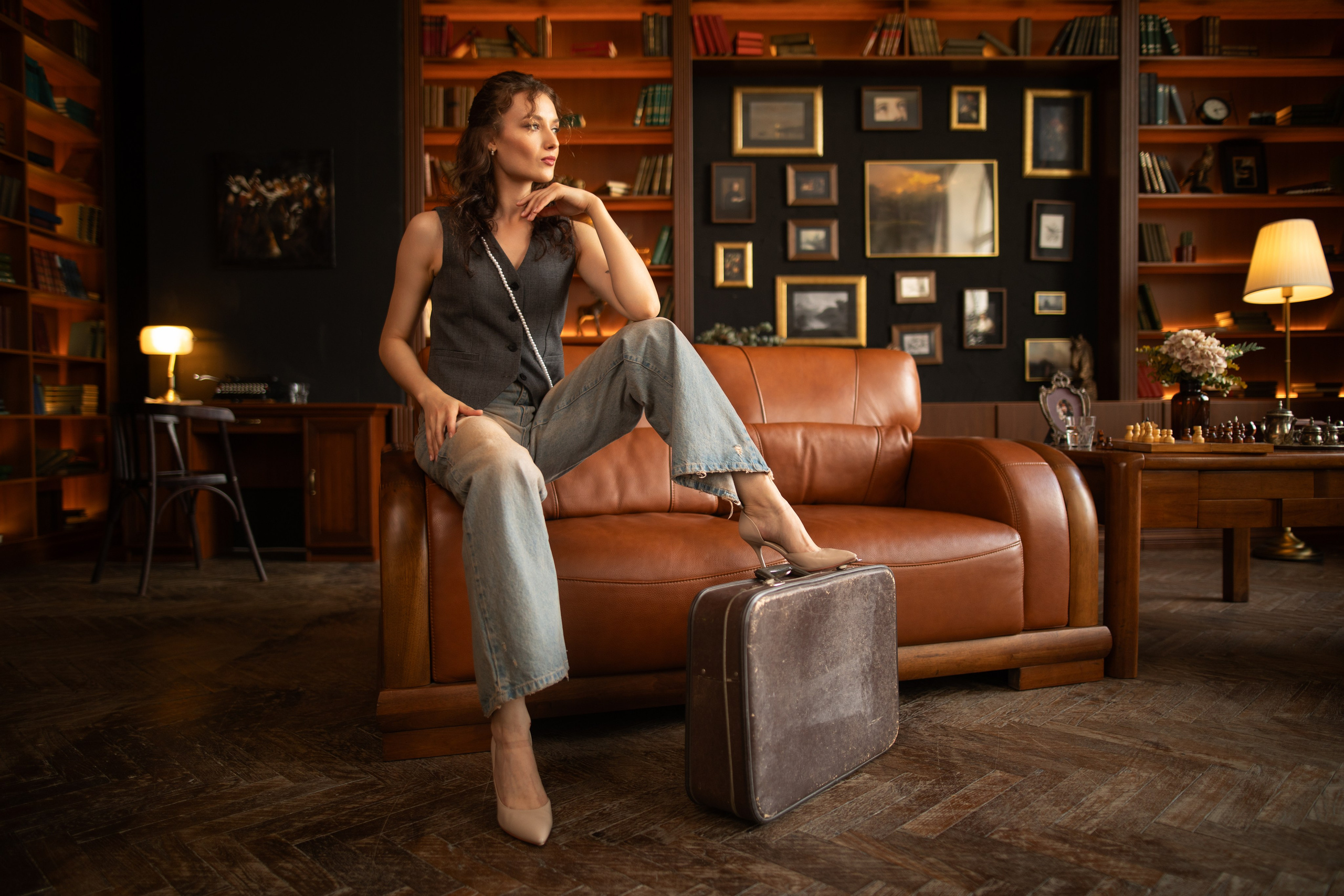 Фотосет с Анастасией в интерьере в формате «Я красивая». Дмитрий Шульгин, портретный фотограф в Воронеже