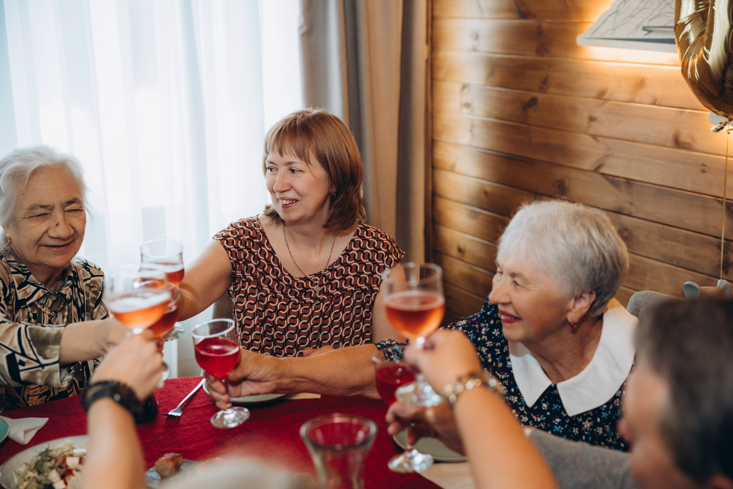 На берегу. Свадебный, семейный фотограф в Иркутске Светлана Макаричева