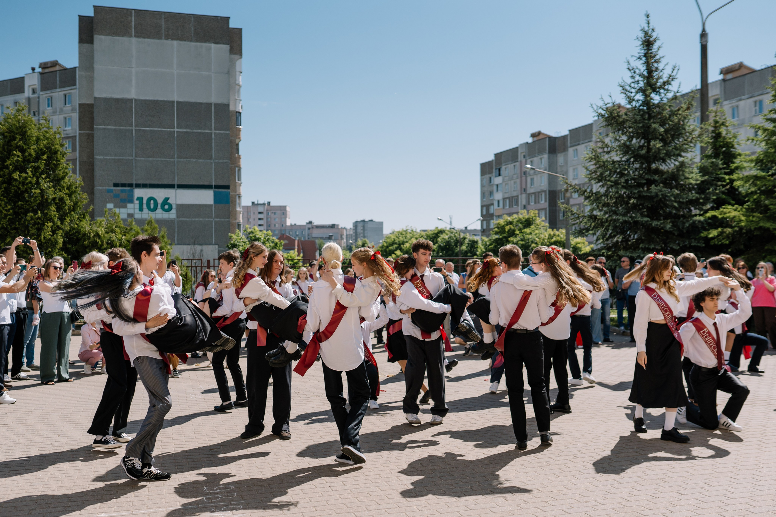 Последний звонок 37 школа