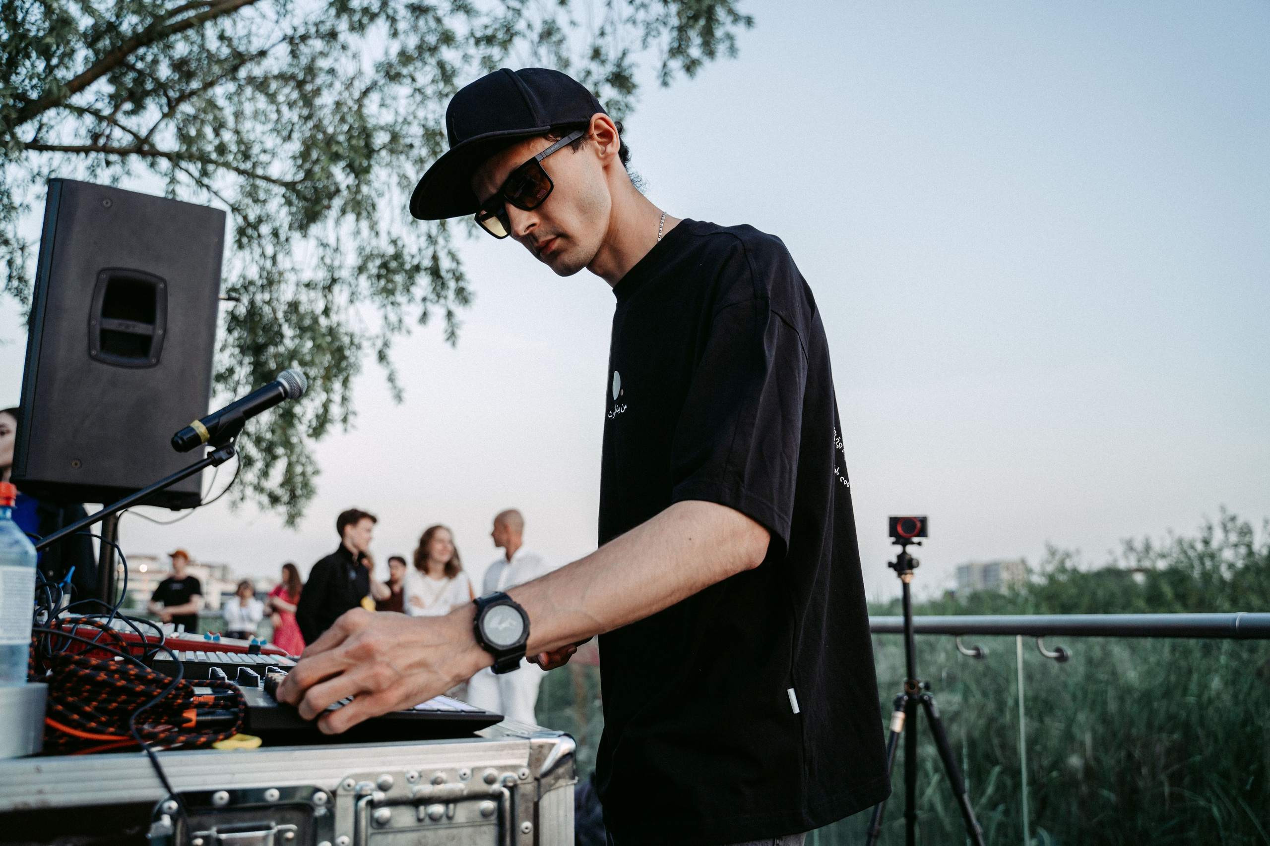 Вечер электронной музыки на Озере Кабан / 2023. Саша Копылов, фотограф в Казани