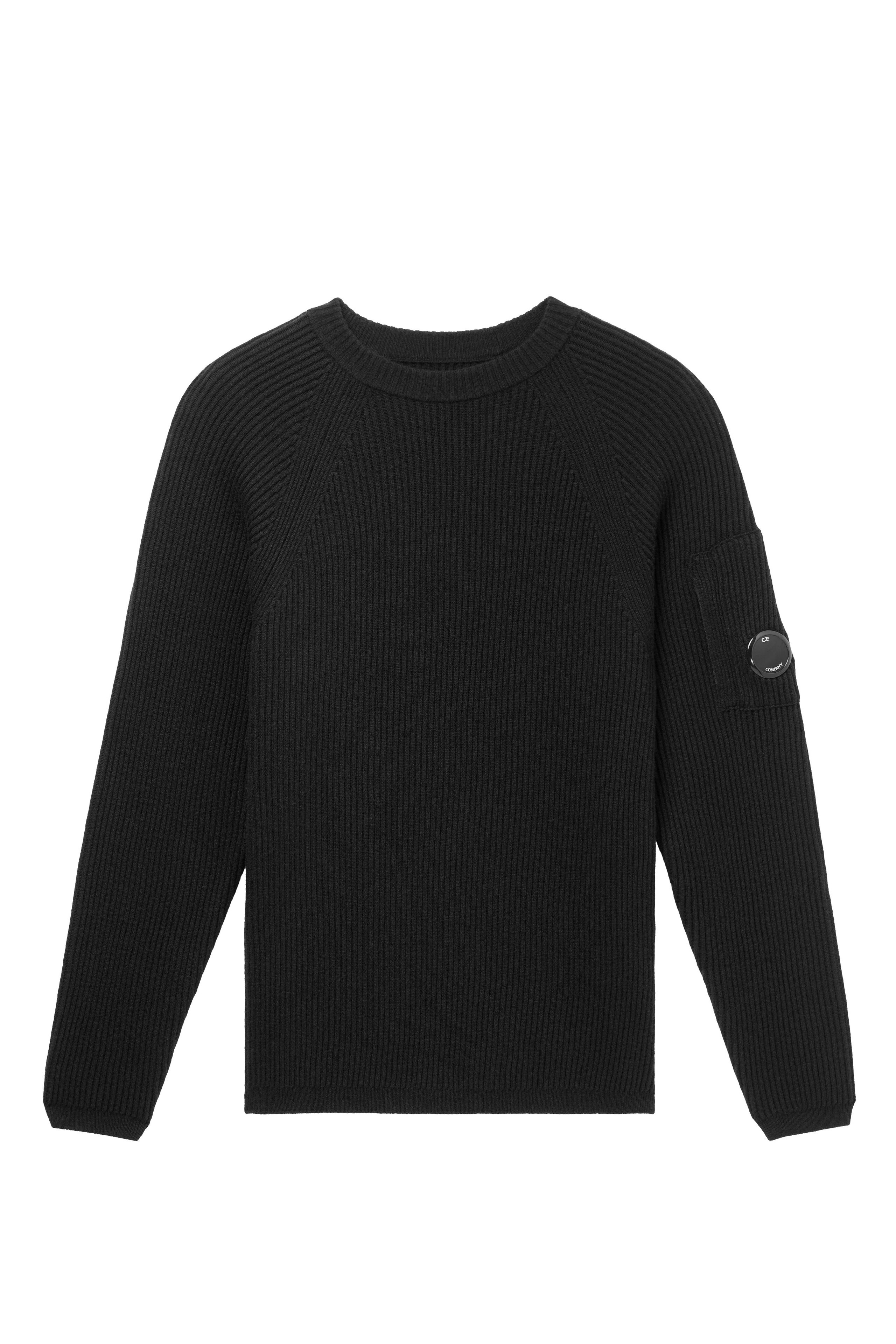 Одежда на манекене и враскладку. Олег Дмитриев