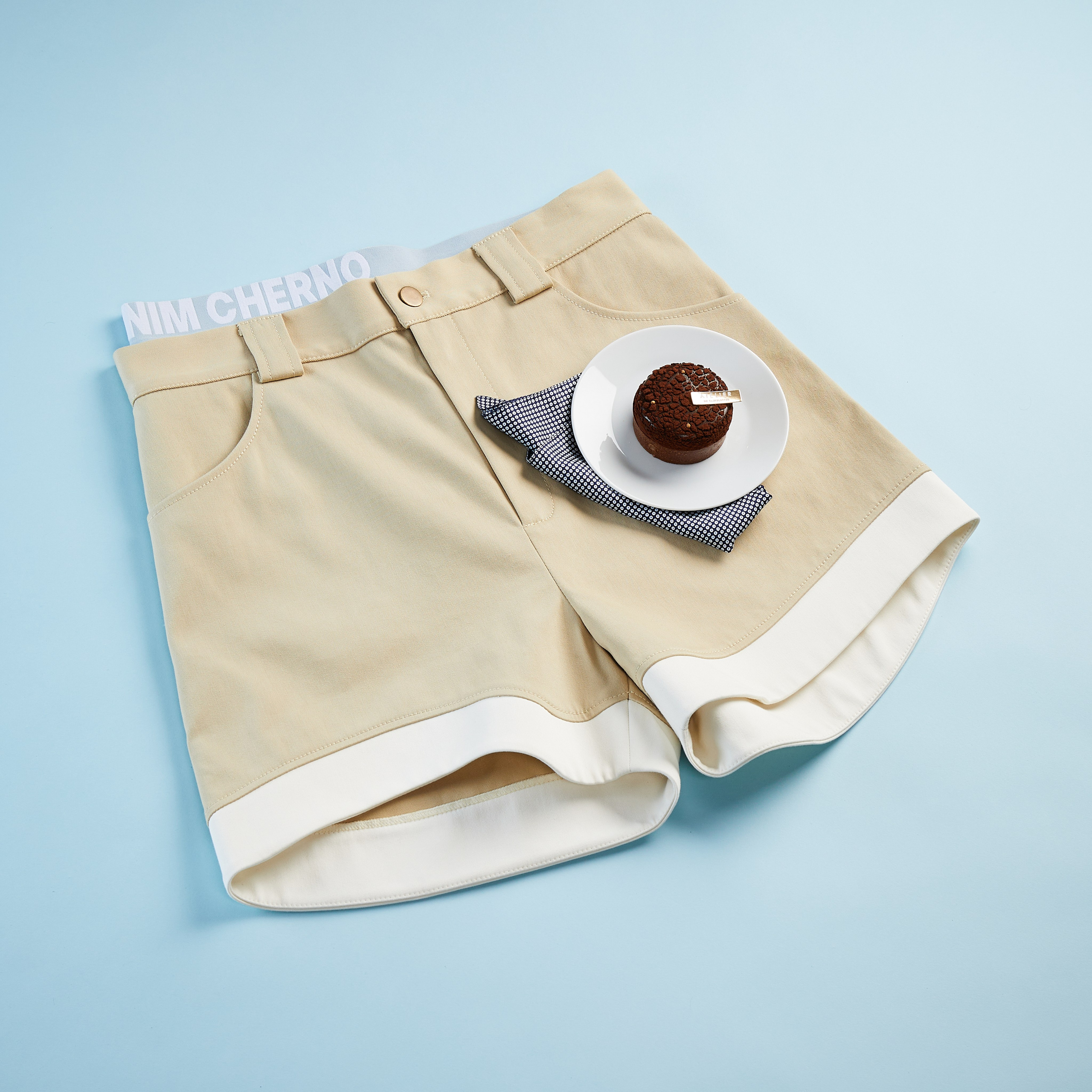 Chernim Cherno и тарталетки. Олег Дмитриев