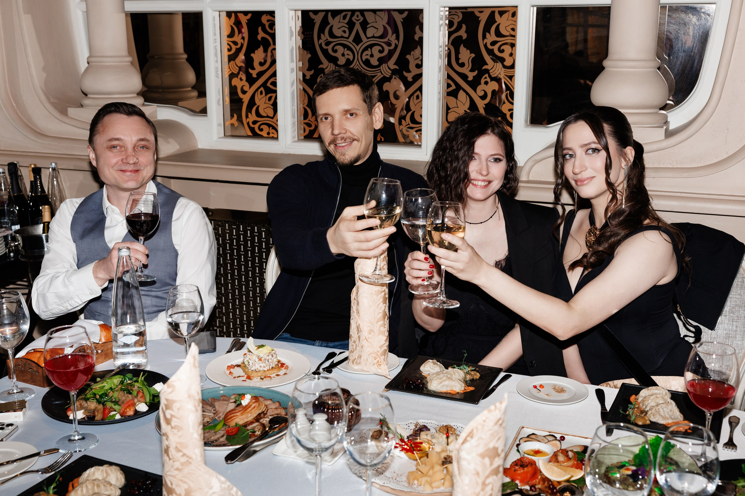 Новогодний корпоратив в ресторане Тройка. Фотограф в Санкт-Петербурге — Сергей Петров
