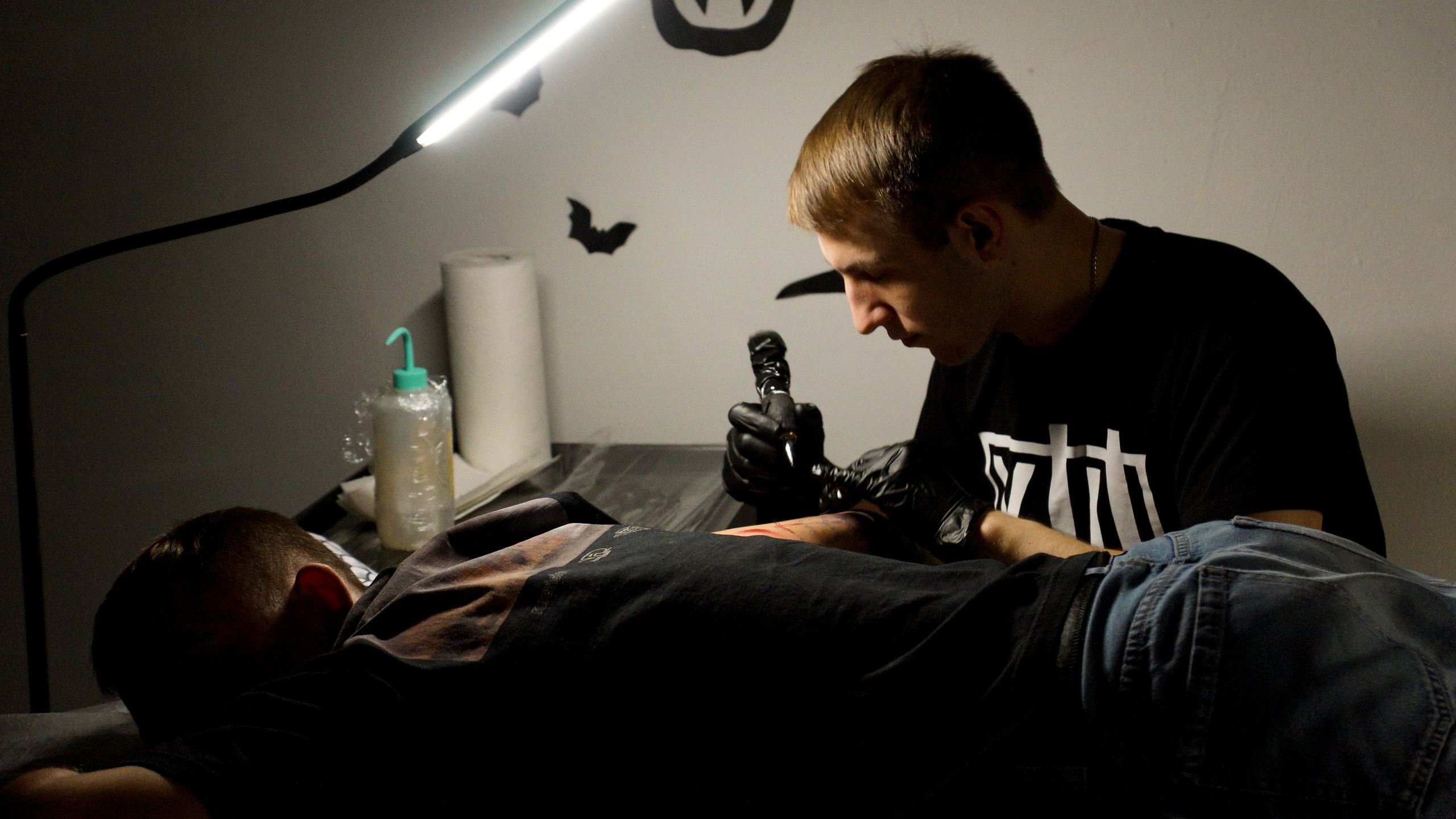 Хеллуин в тату студии. Женский фотограф Омск, Екатерина Петрова