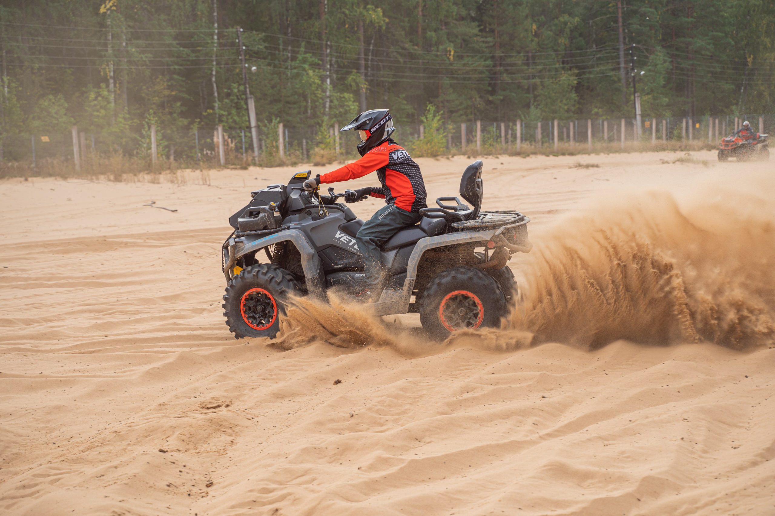 Квадровыезд —спортивный репортаж в Ленинградской области. Свадебный, семейный, портретный, репортажный фотограф в Санкт-Петербурге
