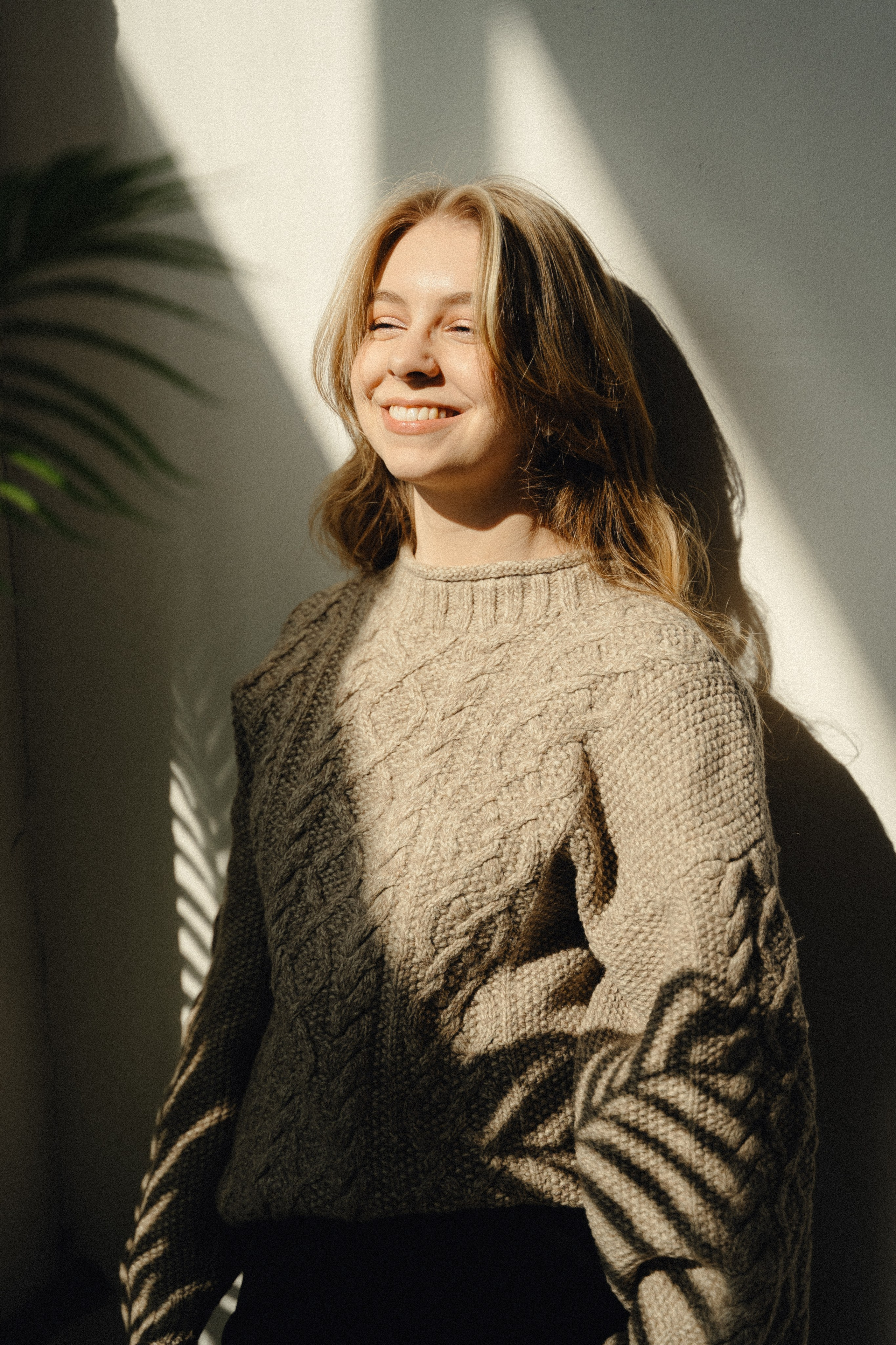 Александра пианистка. Главная