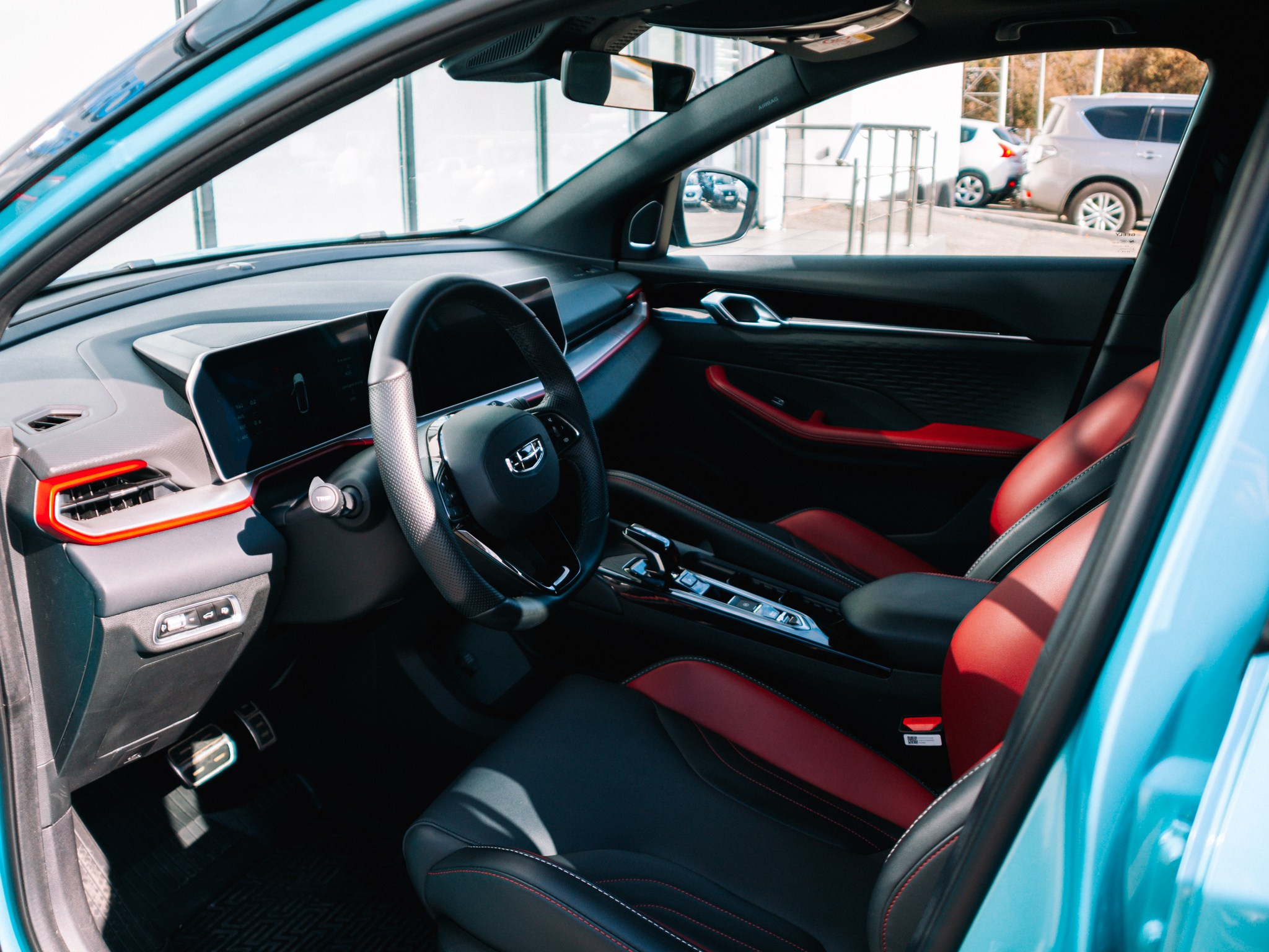 Съёмка для автосалона | Коммерческая фотография в Екатеринбурге. Портретный и репортажный фотограф в Екатеринбурге