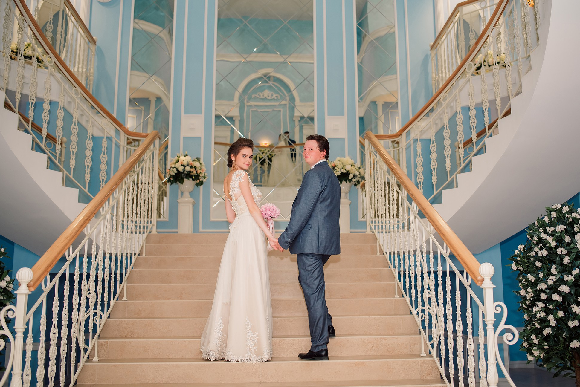 Даша и Паша. Южно-Приморский парк. Семейный и Свадебный фотограф. Санкт-Петербург. Пушкин