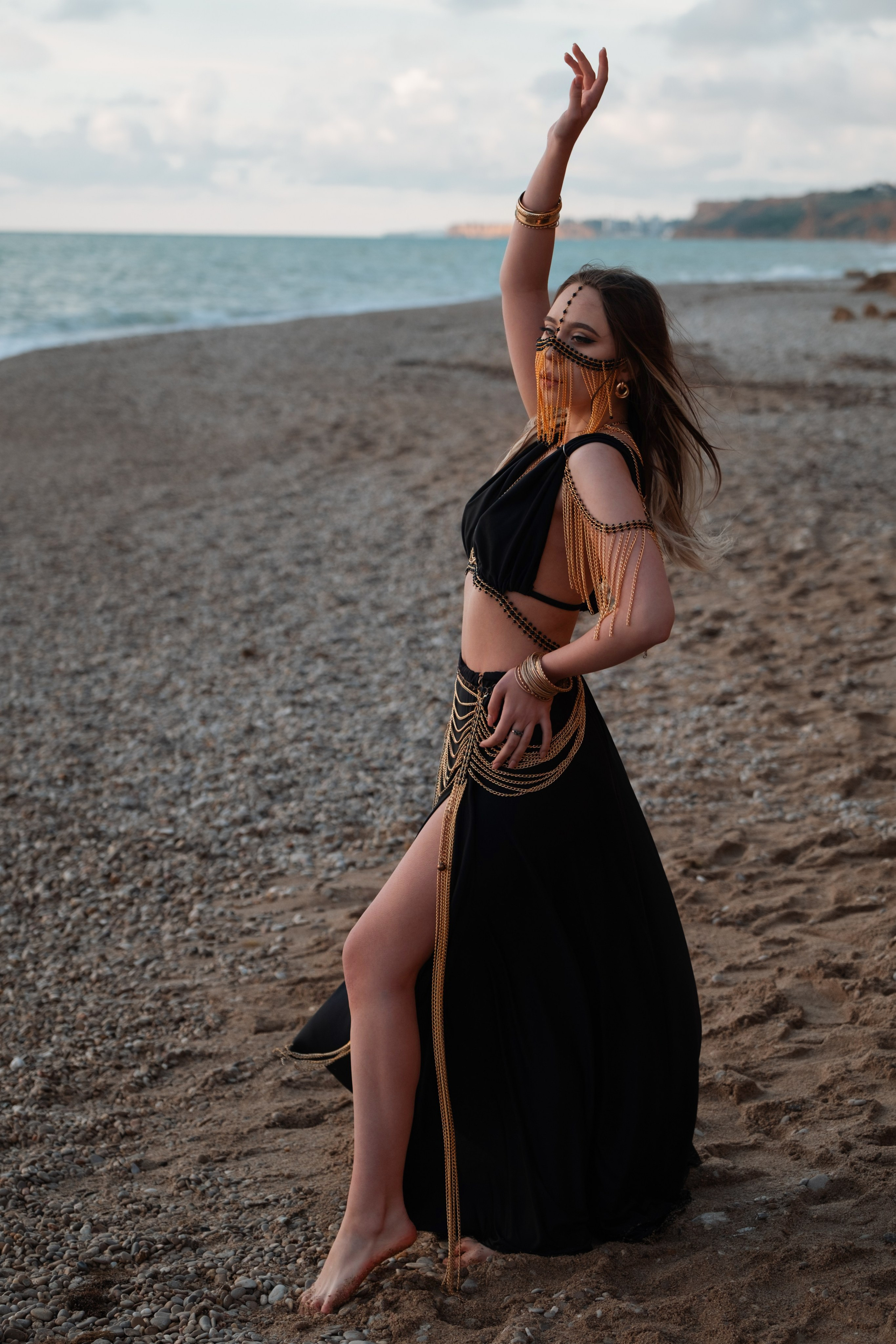 Фотосессия у моря, арабская эстетика. Профессиональная фотосъемка в Крыму. Натуральные эмоции и живые кадры. Забронируйте дату прямо сейчас!