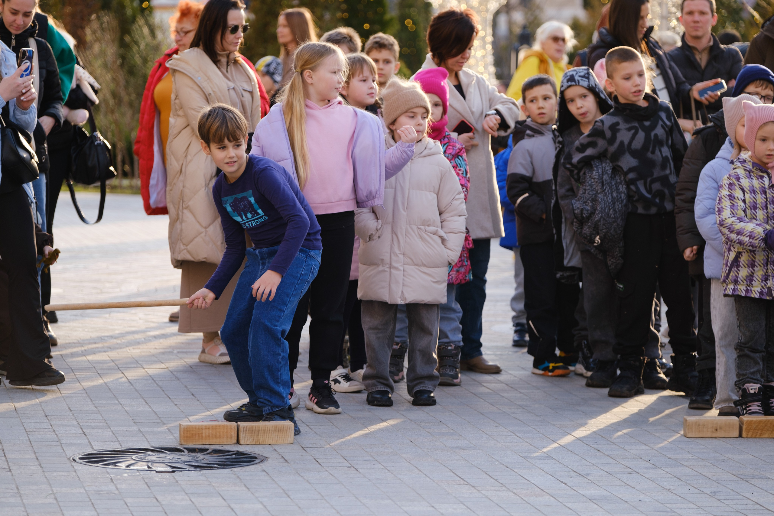 Новогодний репортаж из парка «Новый Херсонес» | Фотограф Илья Желдак. Профессиональная фотосъемка в Крыму. Натуральные эмоции и живые кадры. Забронируйте дату прямо сейчас!