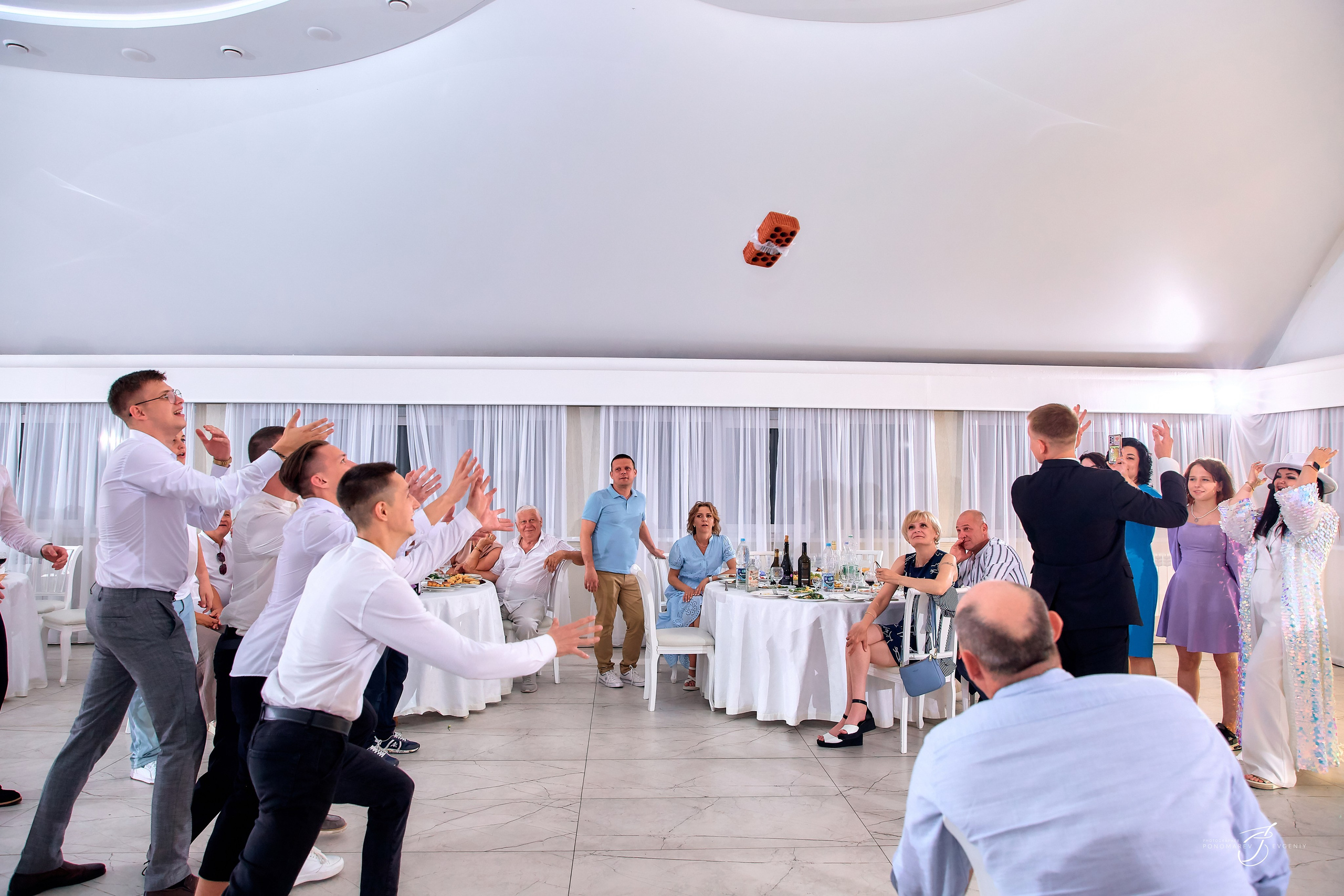 Свадебная фотосессия. Свадебный фотограф в Тольятти Жигулевске и Самаре Пономарев Евгений