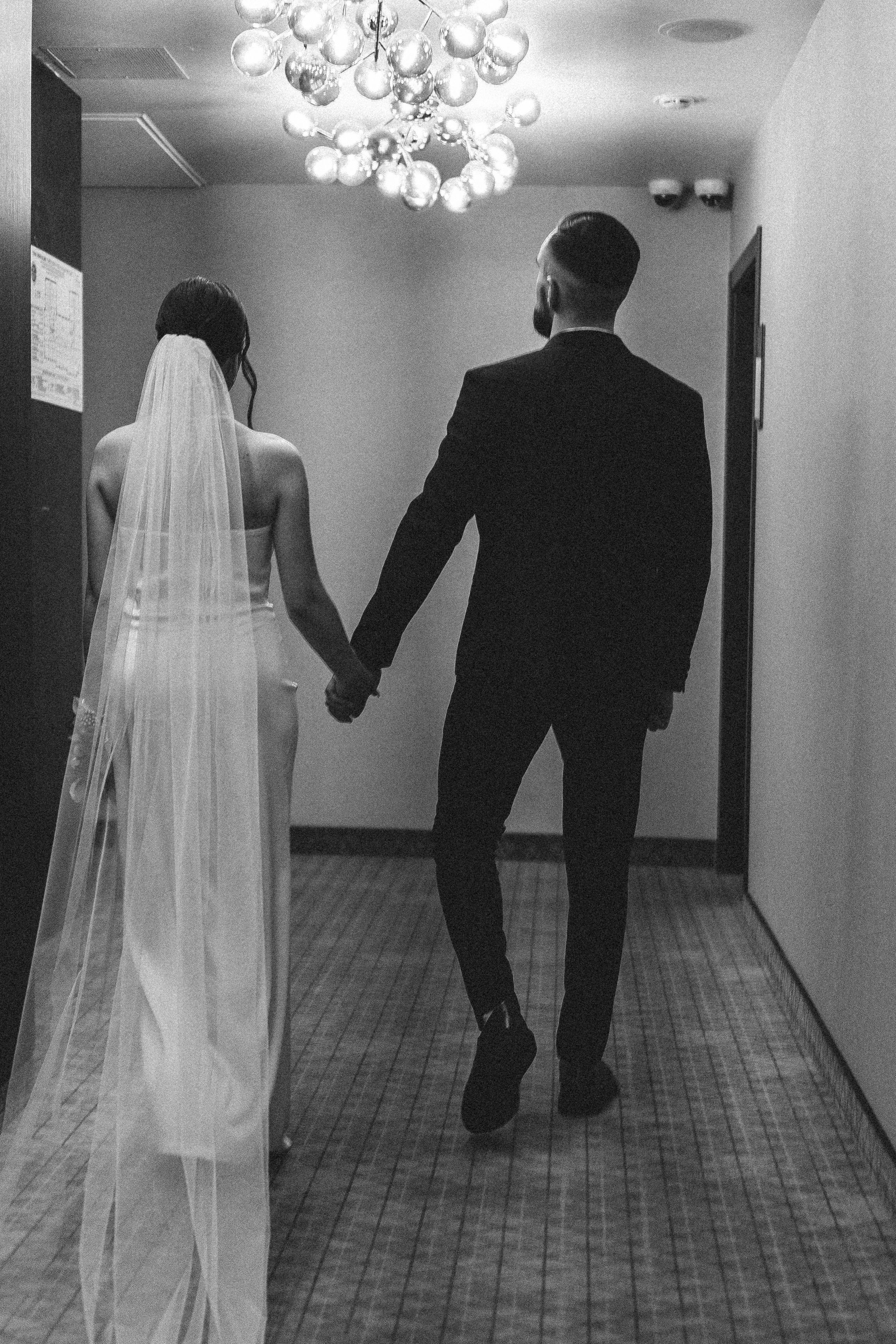 СВАДЕБНАЯ СЬЕМКА СБОРОВ ЖЕНИХА И НЕВЕСТЫ В ОТЕЛЕ И ТАКЖЕ ФОТОСЕССИИЯ В ОТЕЛЕЕ МЕГАПОЛИС БРЯНСК. Профессиональный фотограф, Санкт-Петербург — Виктория Богомолова