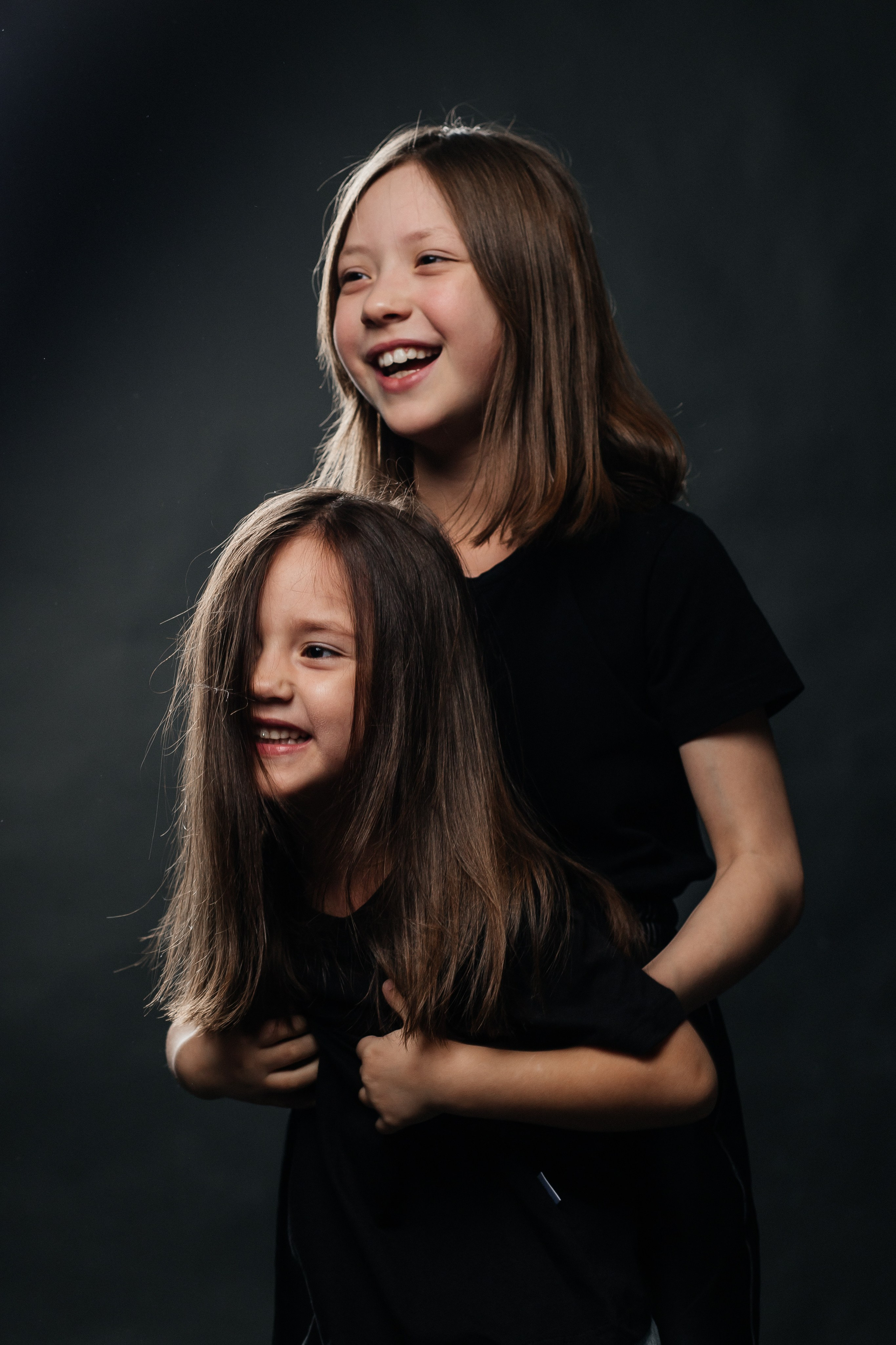 Семья Алены. Фотограф в Иркутске Анастасия Кись. Студийная фотосессия беременности в тканях Иркутск. Семейная фотосессия, ПОРТРЕТ «ПОКОЛЕНИЕ»