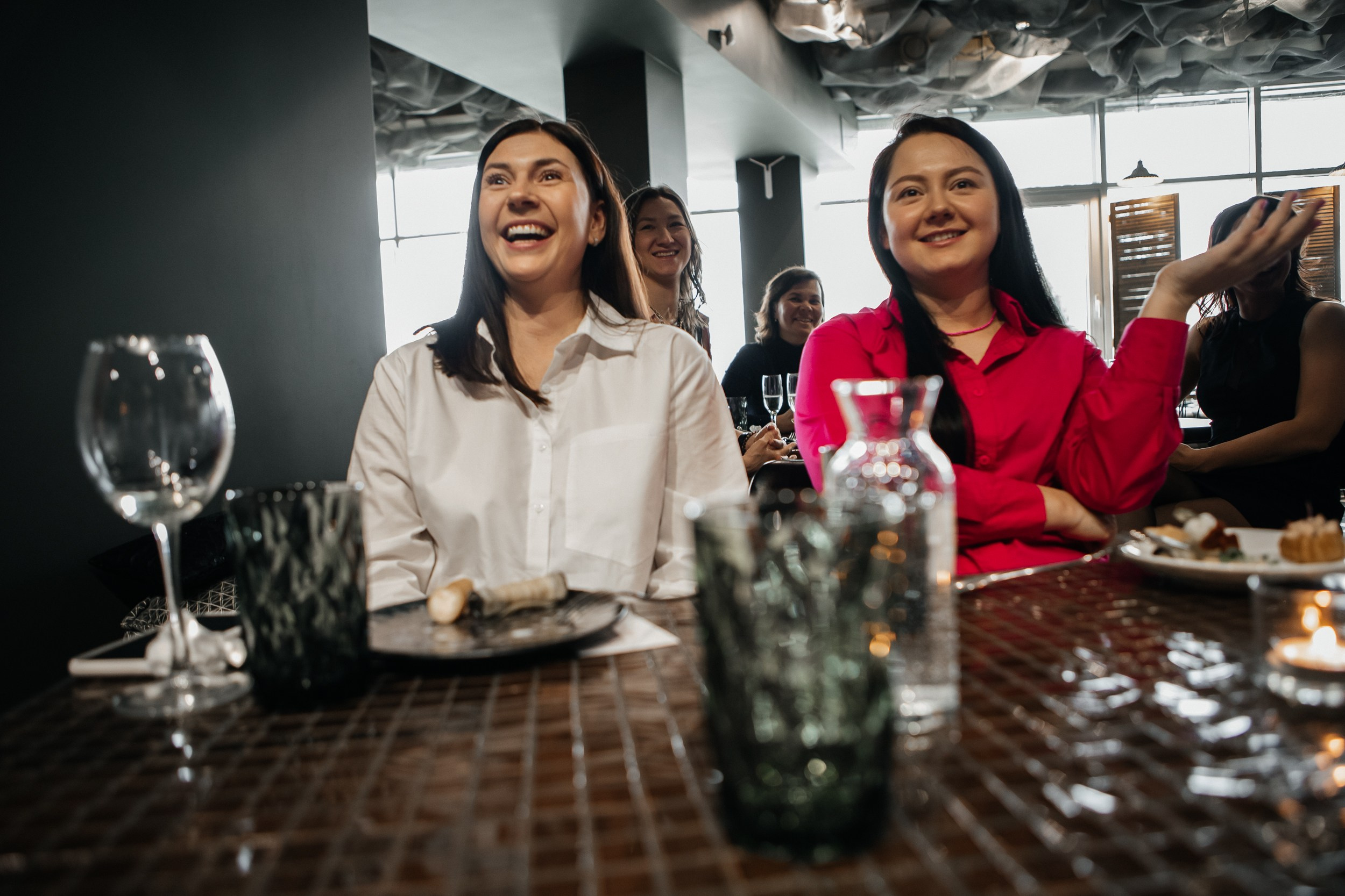 Нетворкинг Алены Климовой. Фотограф в Иркутске Анастасия Кись. Студийная фотосессия беременности в тканях Иркутск. Семейная фотосессия, ПОРТРЕТ «ПОКОЛЕНИЕ»