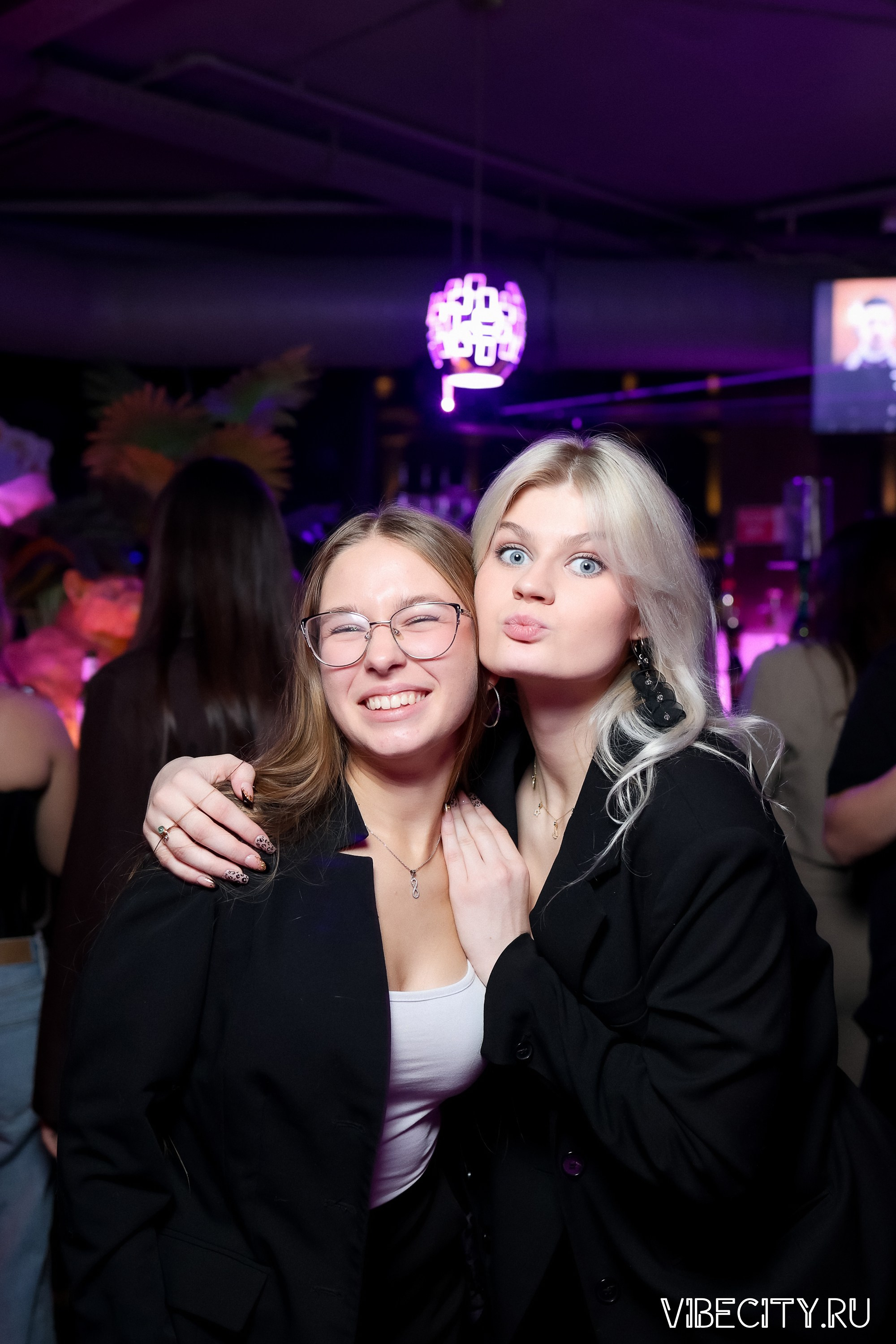 DOUBLE U. VIBECITY.RU Вайб Сити Ру Фоторепортажи Фотоотчеты Калининград