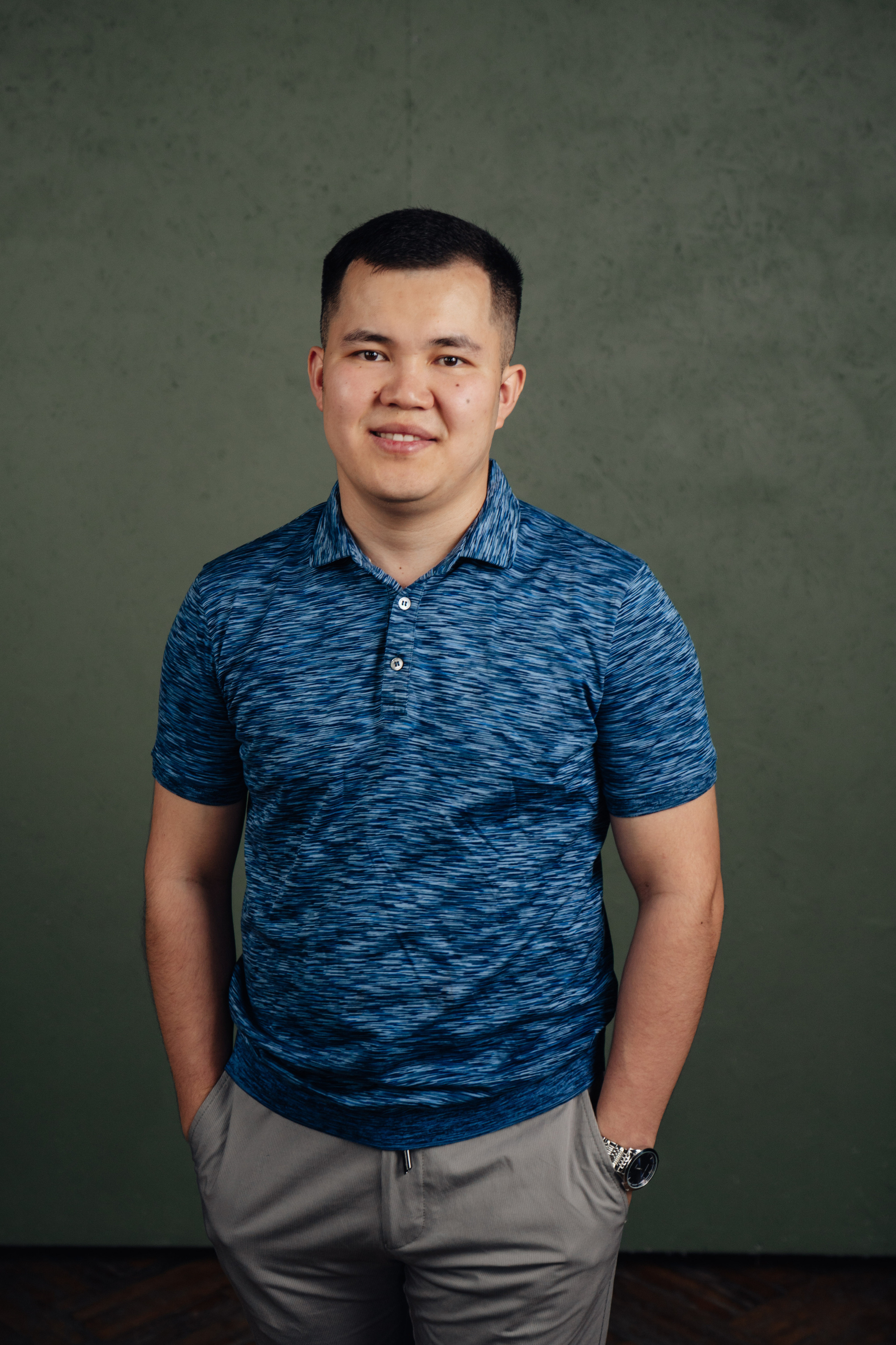 Индивидуальная фотосессия в фотостудии. Уличный и студийный фотограф в Астане Ержанов Нурасыл