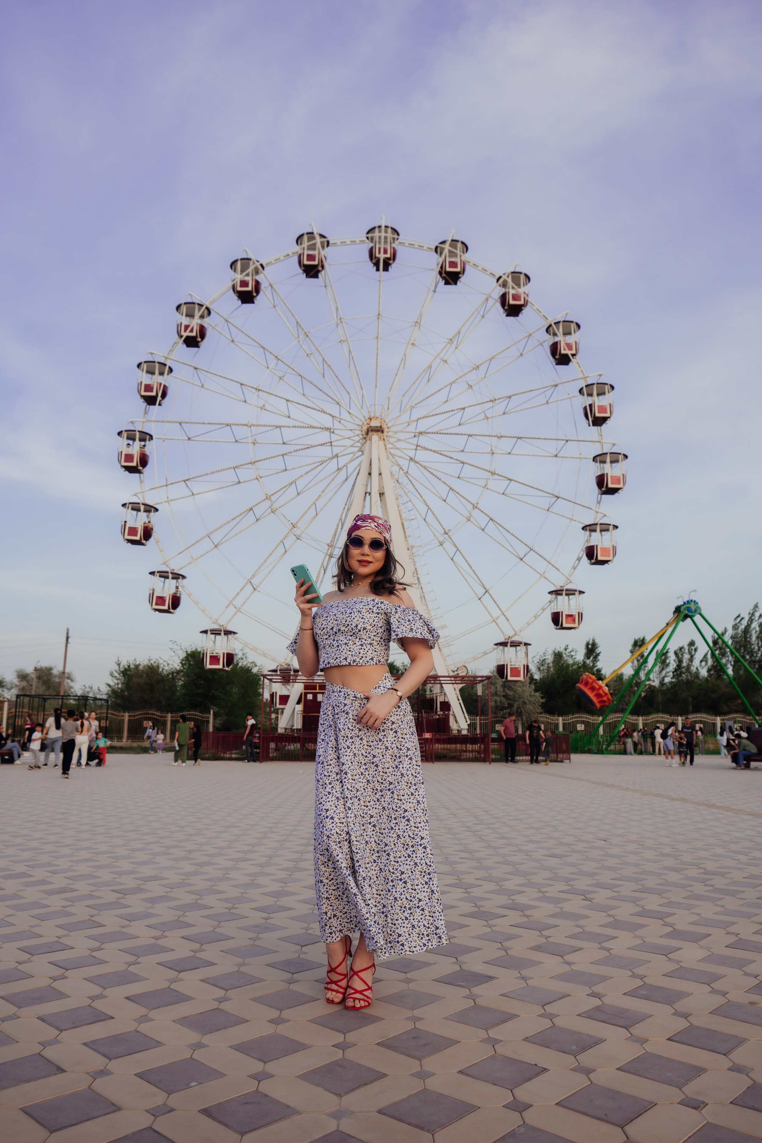 Keremet Park. Street portrait. Уличный и студийный фотограф в Астане Ержанов Нурасыл