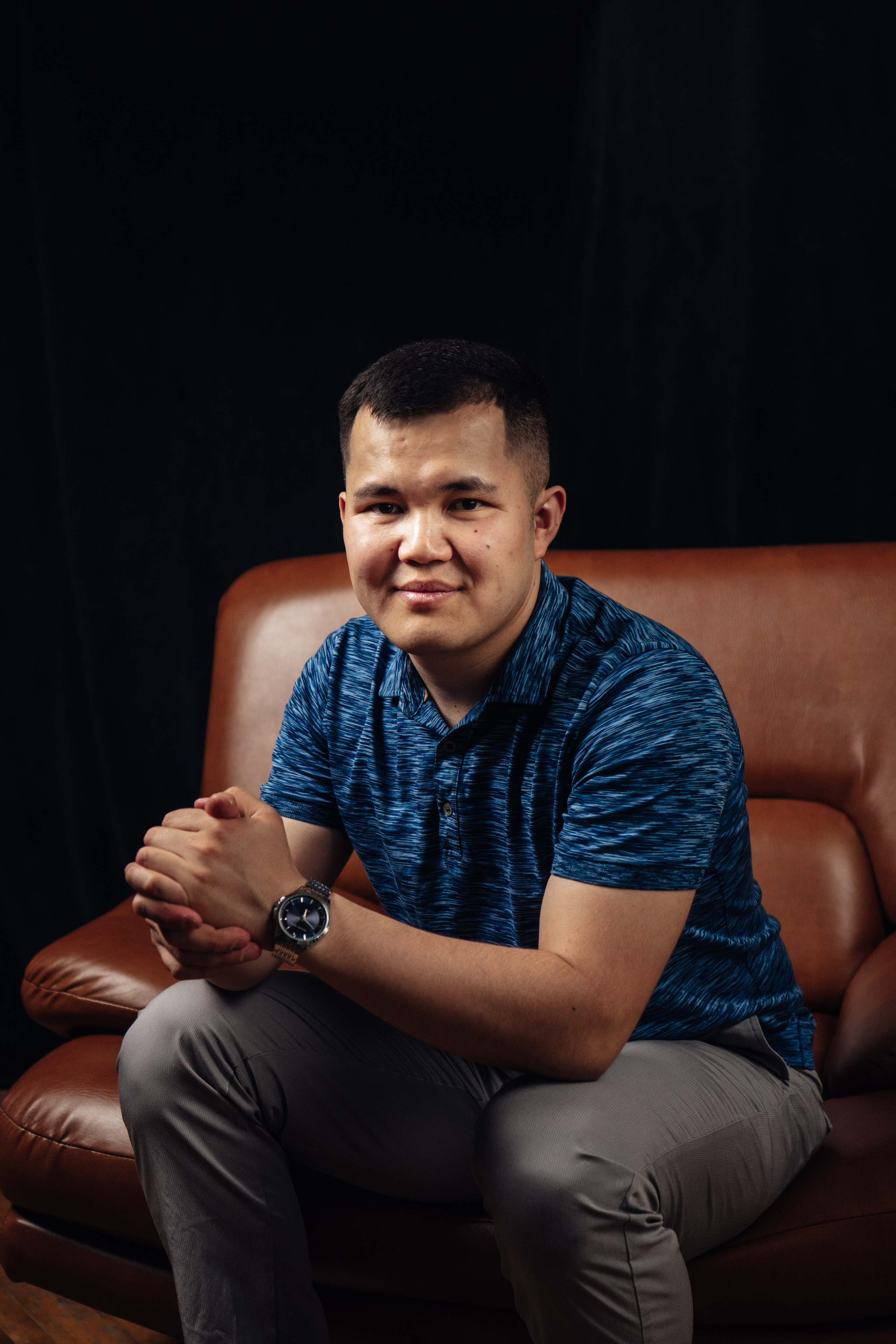 Индивидуальная фотосессия в фотостудии. Уличный и студийный фотограф в Астане Ержанов Нурасыл