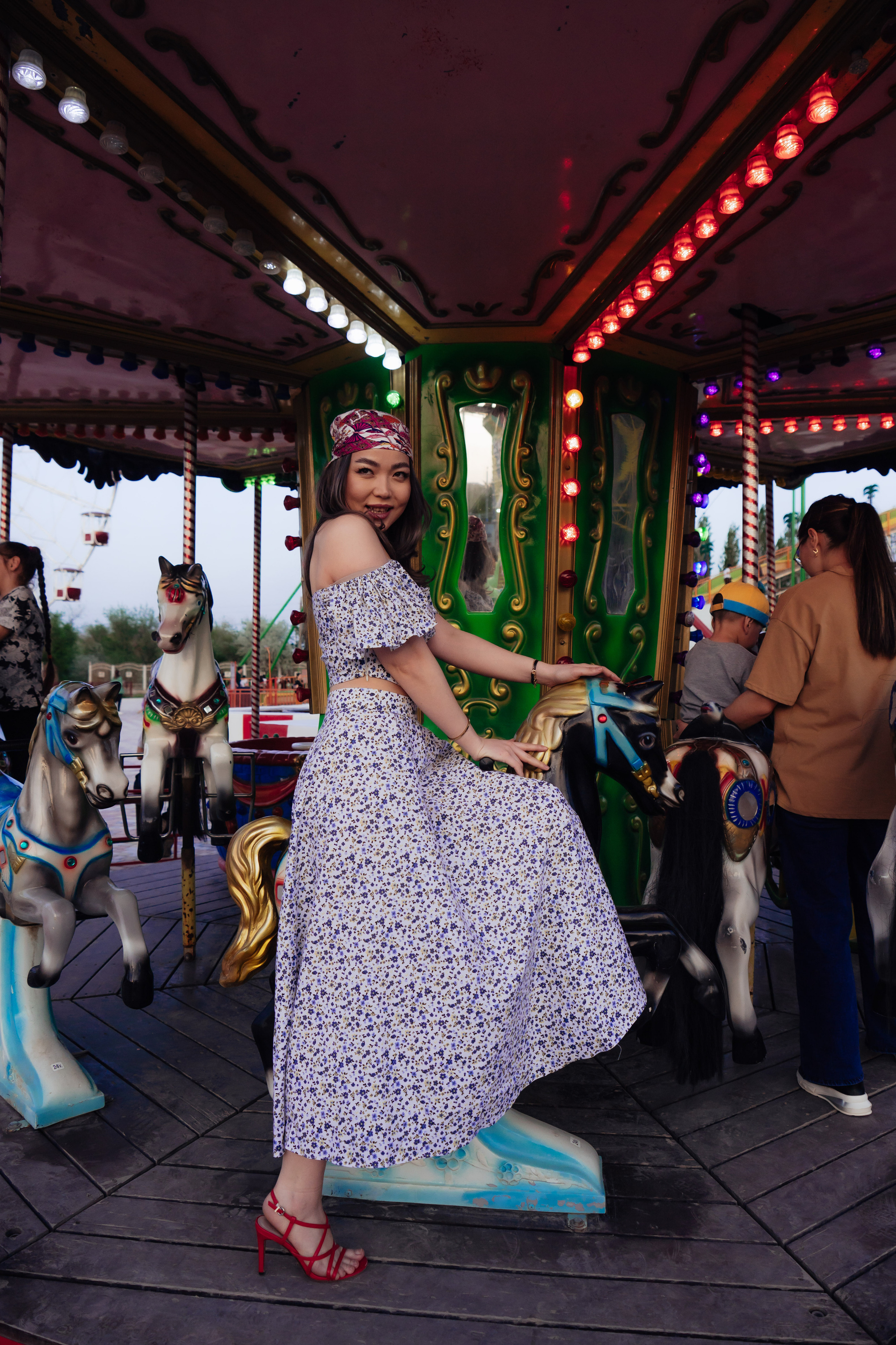 Keremet Park. Street portrait. Уличный и студийный фотограф в Астане Ержанов Нурасыл