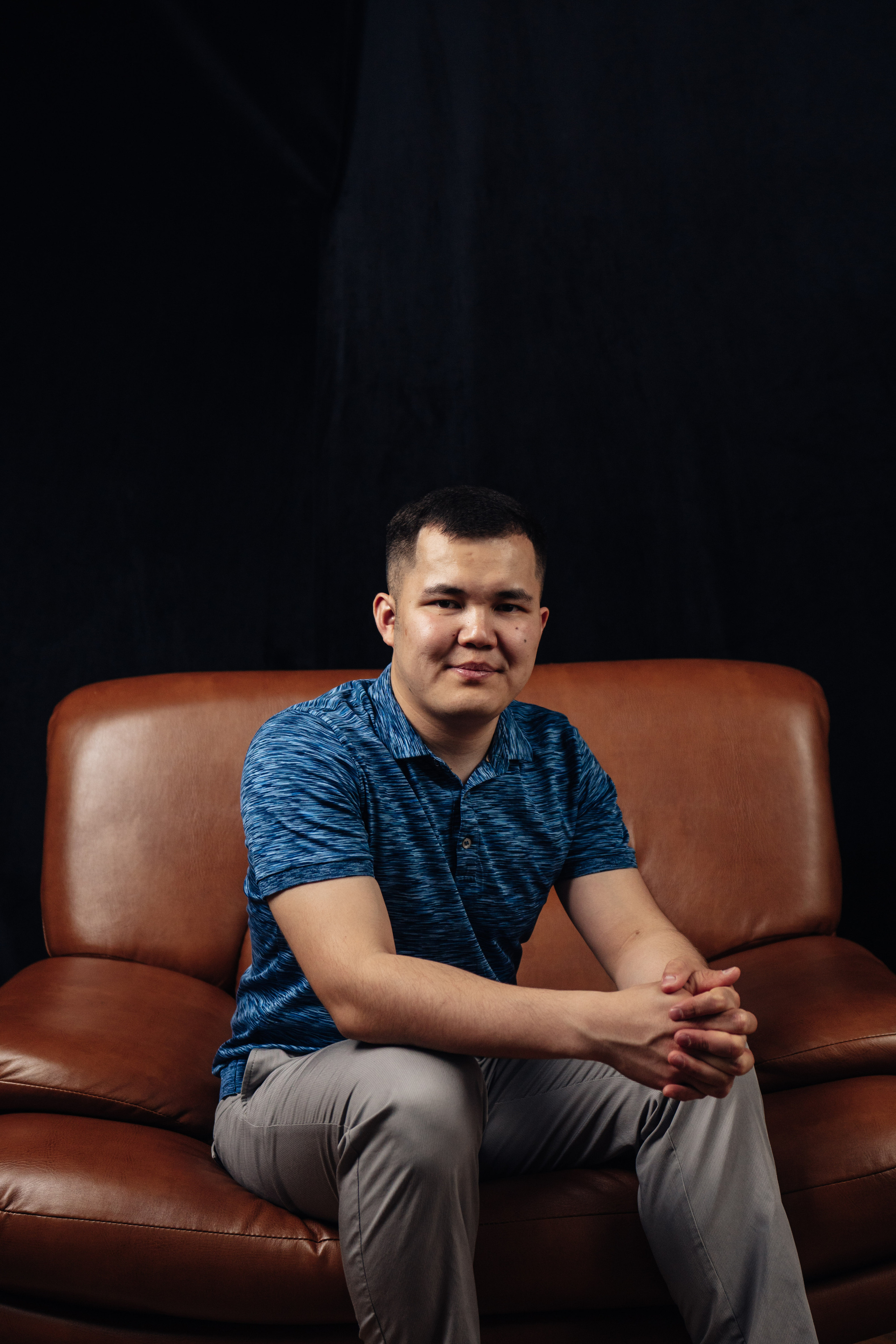 Индивидуальная фотосессия в фотостудии. Уличный и студийный фотограф в Астане Ержанов Нурасыл