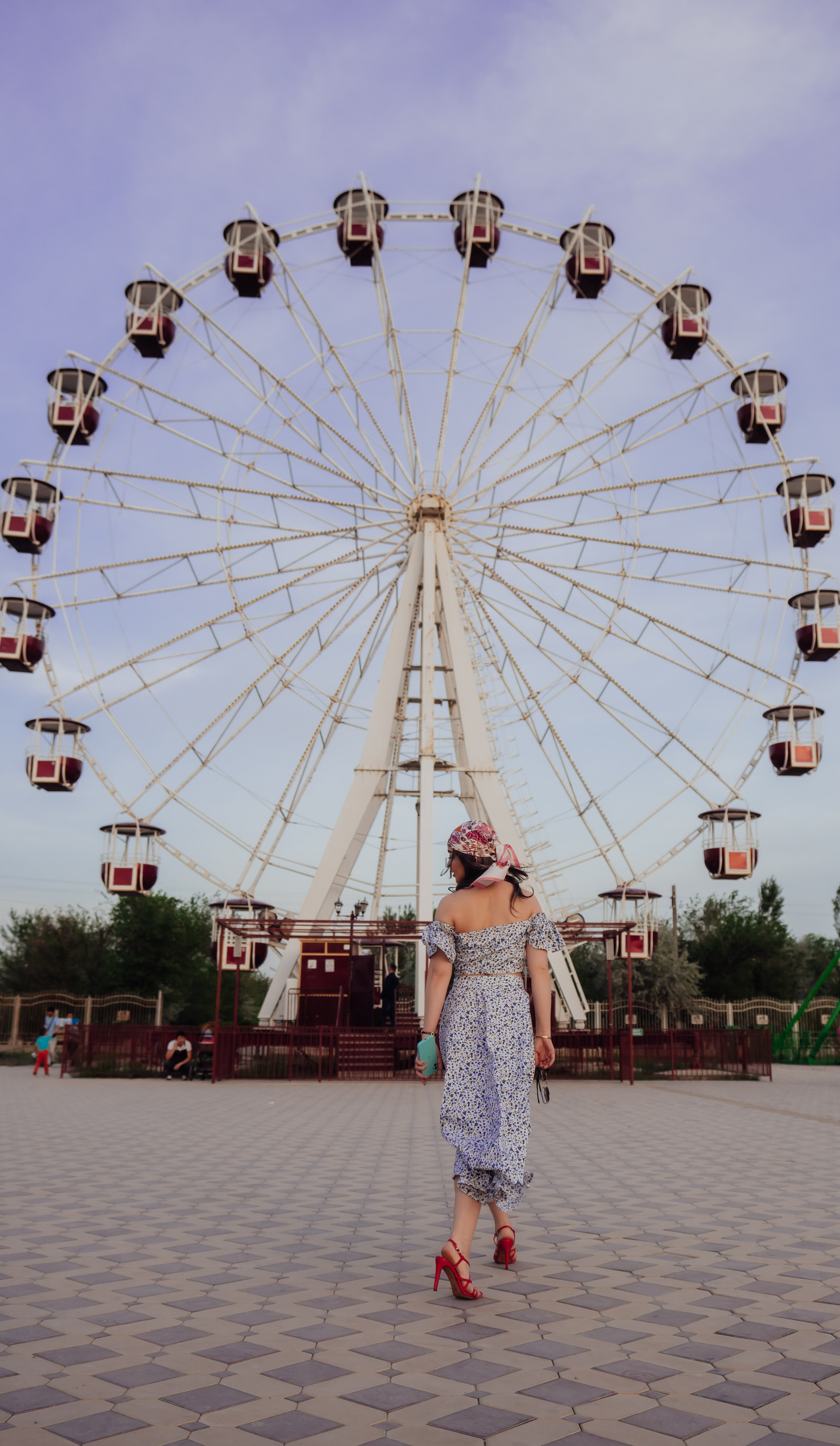 Keremet Park. Street portrait. Уличный и студийный фотограф в Астане Ержанов Нурасыл