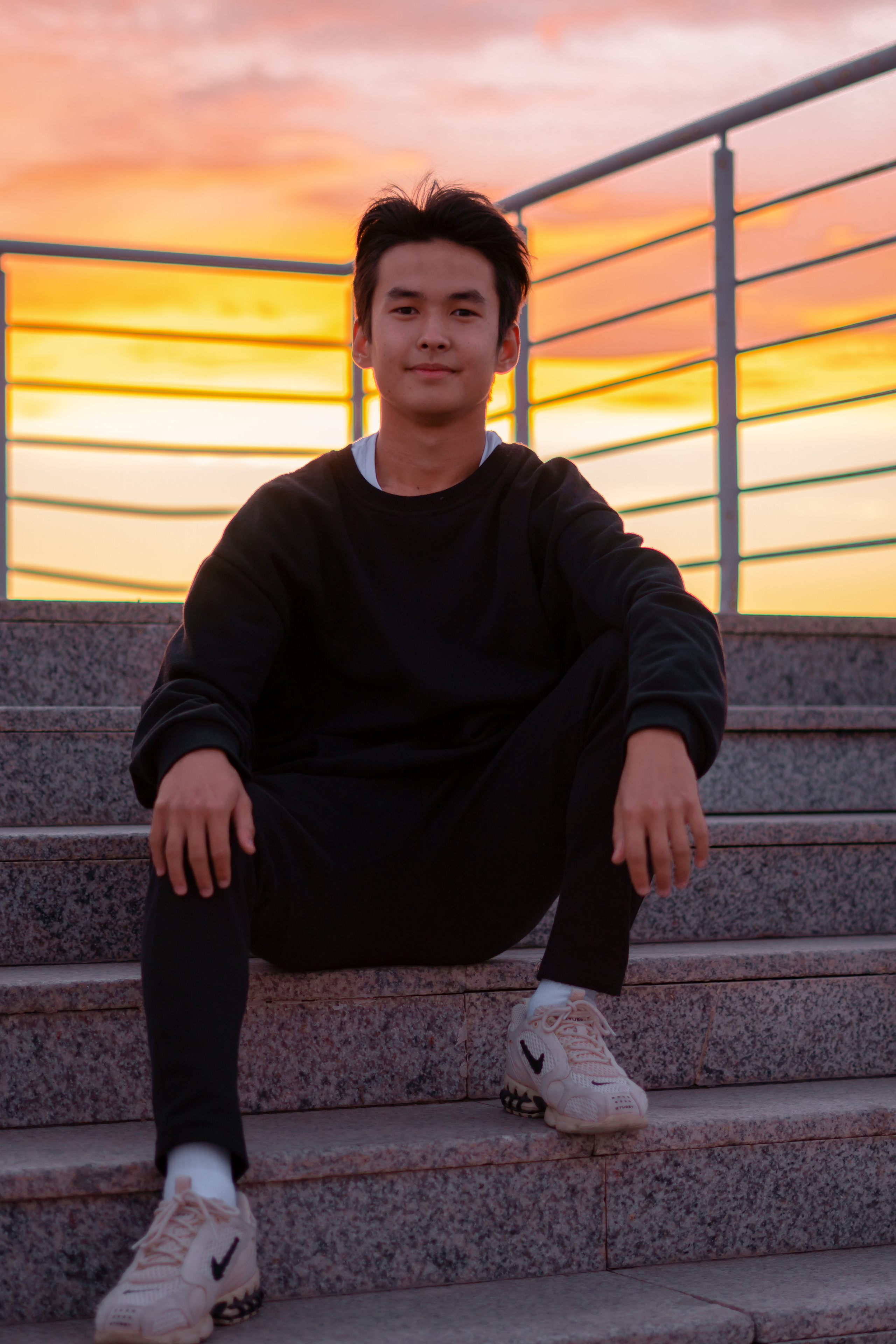 Портрет на закате. Уличный и студийный фотограф в Астане Ержанов Нурасыл