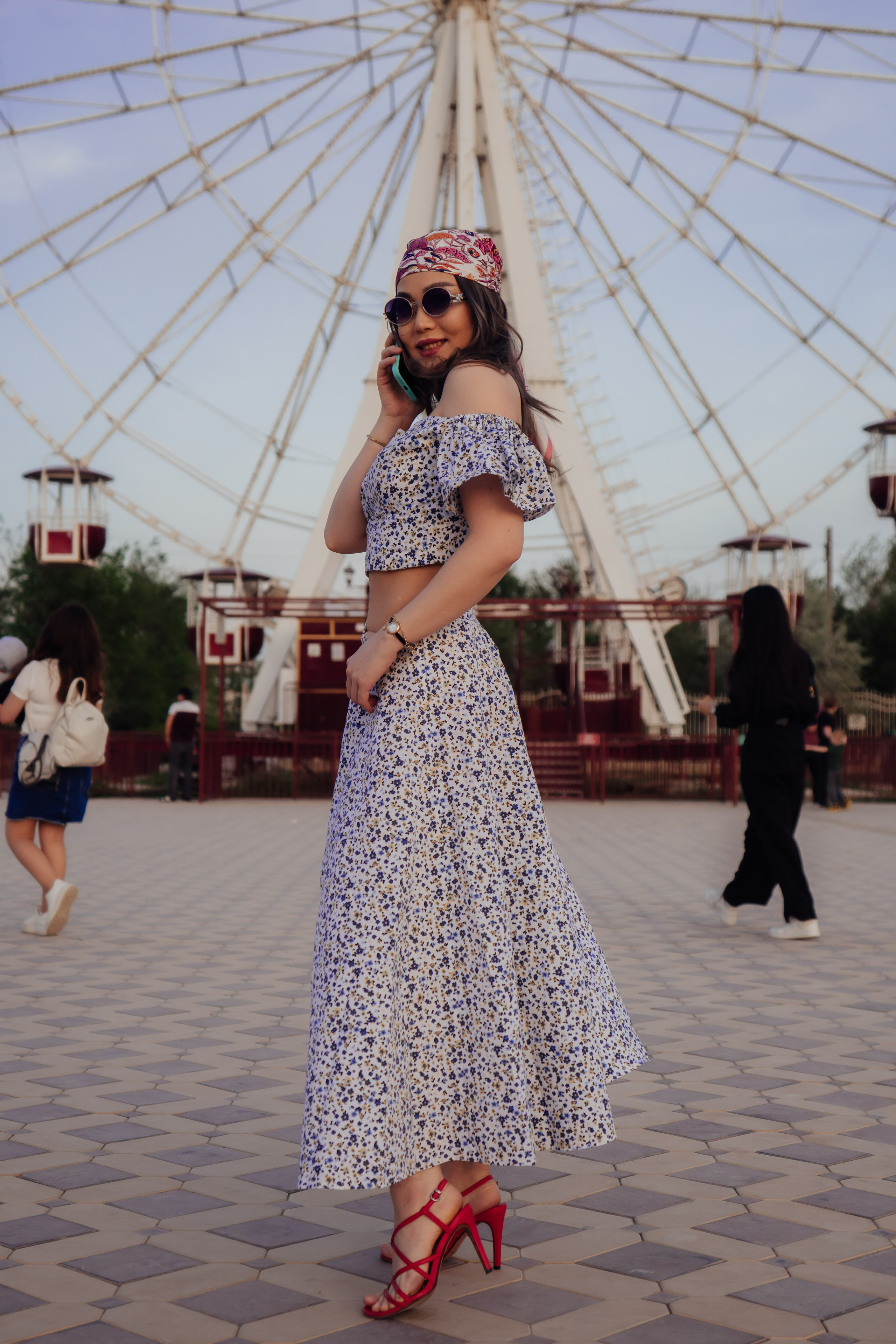 Keremet Park. Street portrait. Уличный и студийный фотограф в Астане Ержанов Нурасыл