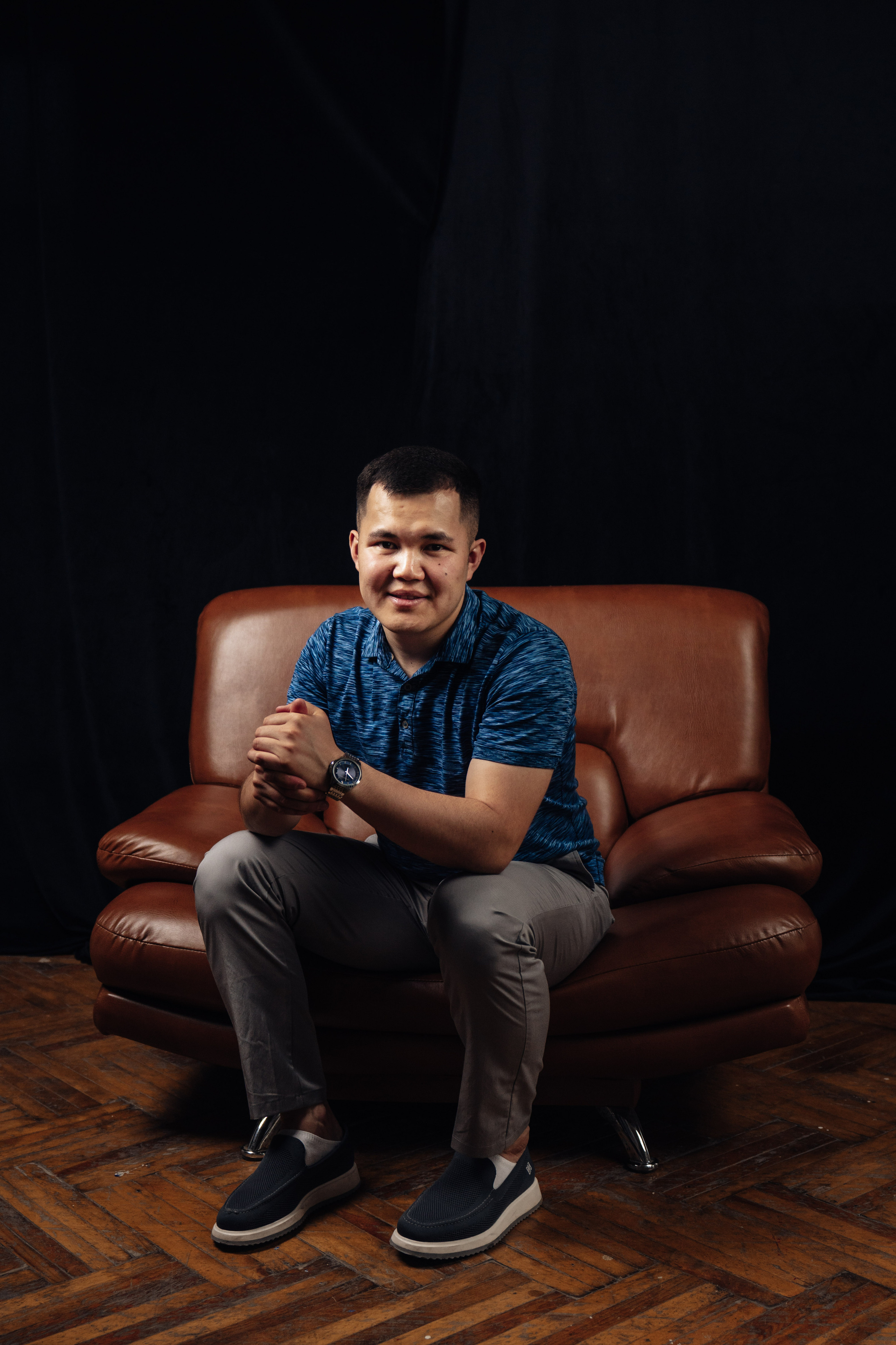 Индивидуальная фотосессия в фотостудии. Уличный и студийный фотограф в Астане Ержанов Нурасыл