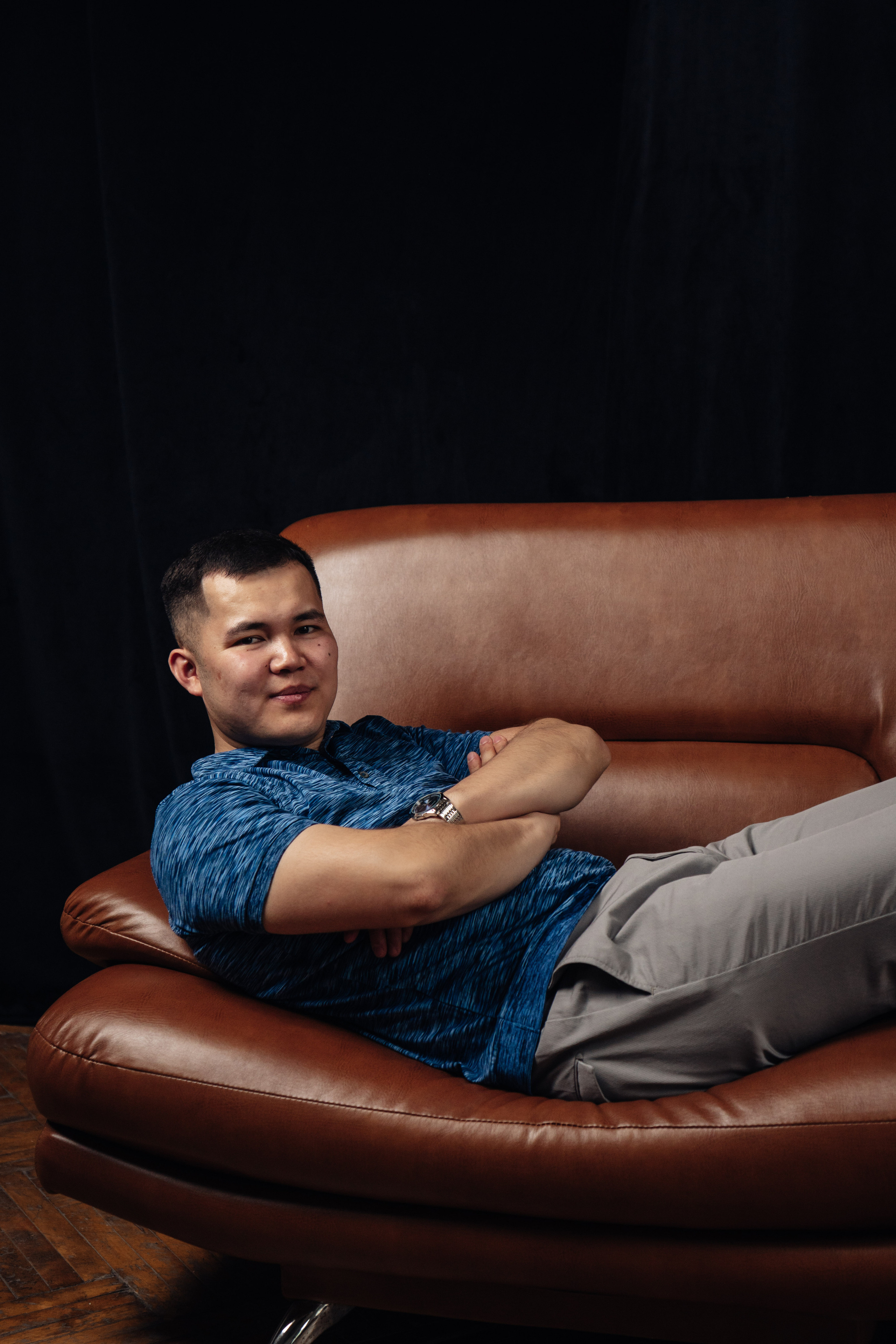 Индивидуальная фотосессия в фотостудии. Уличный и студийный фотограф в Астане Ержанов Нурасыл