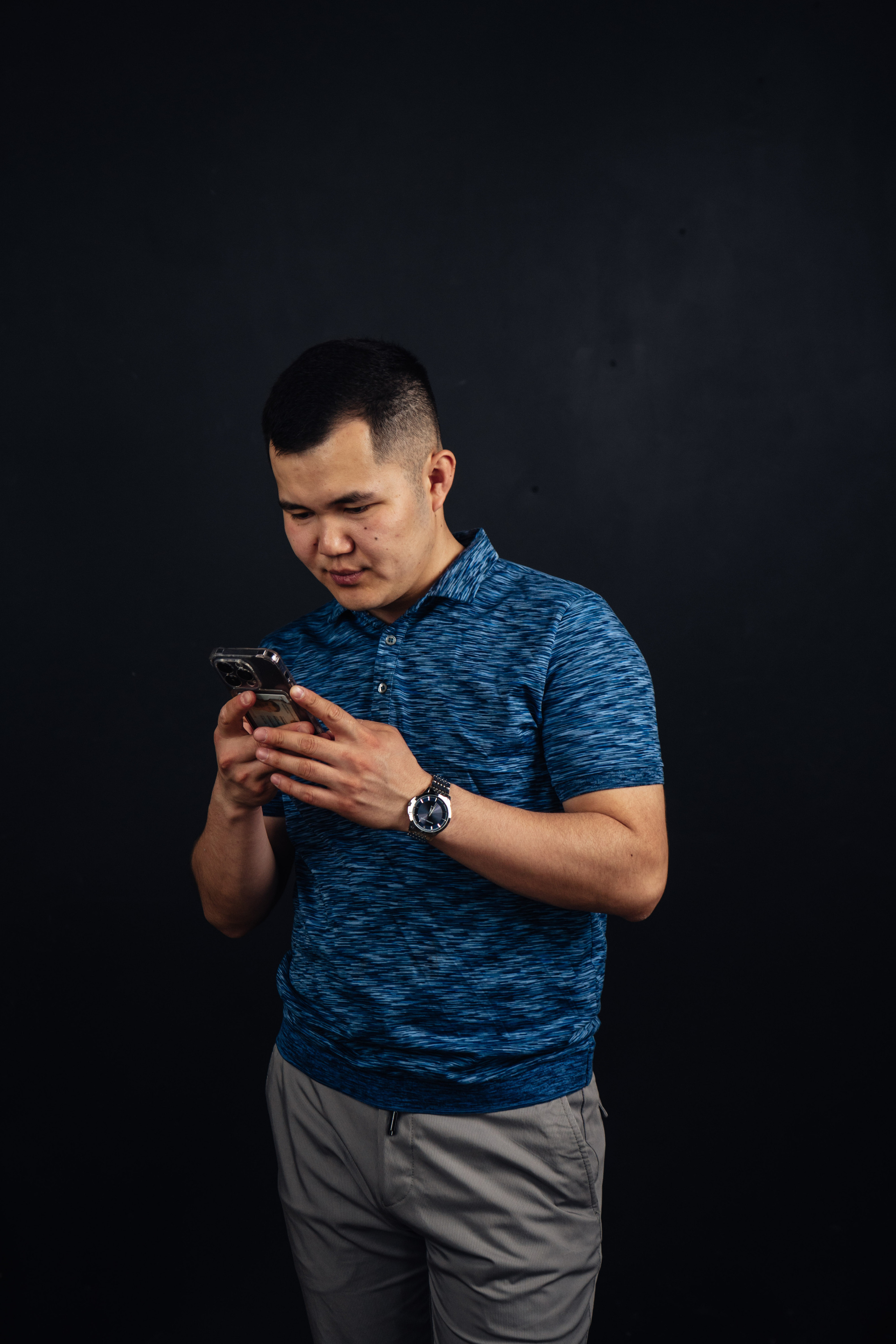 Индивидуальная фотосессия в фотостудии. Уличный и студийный фотограф в Астане Ержанов Нурасыл