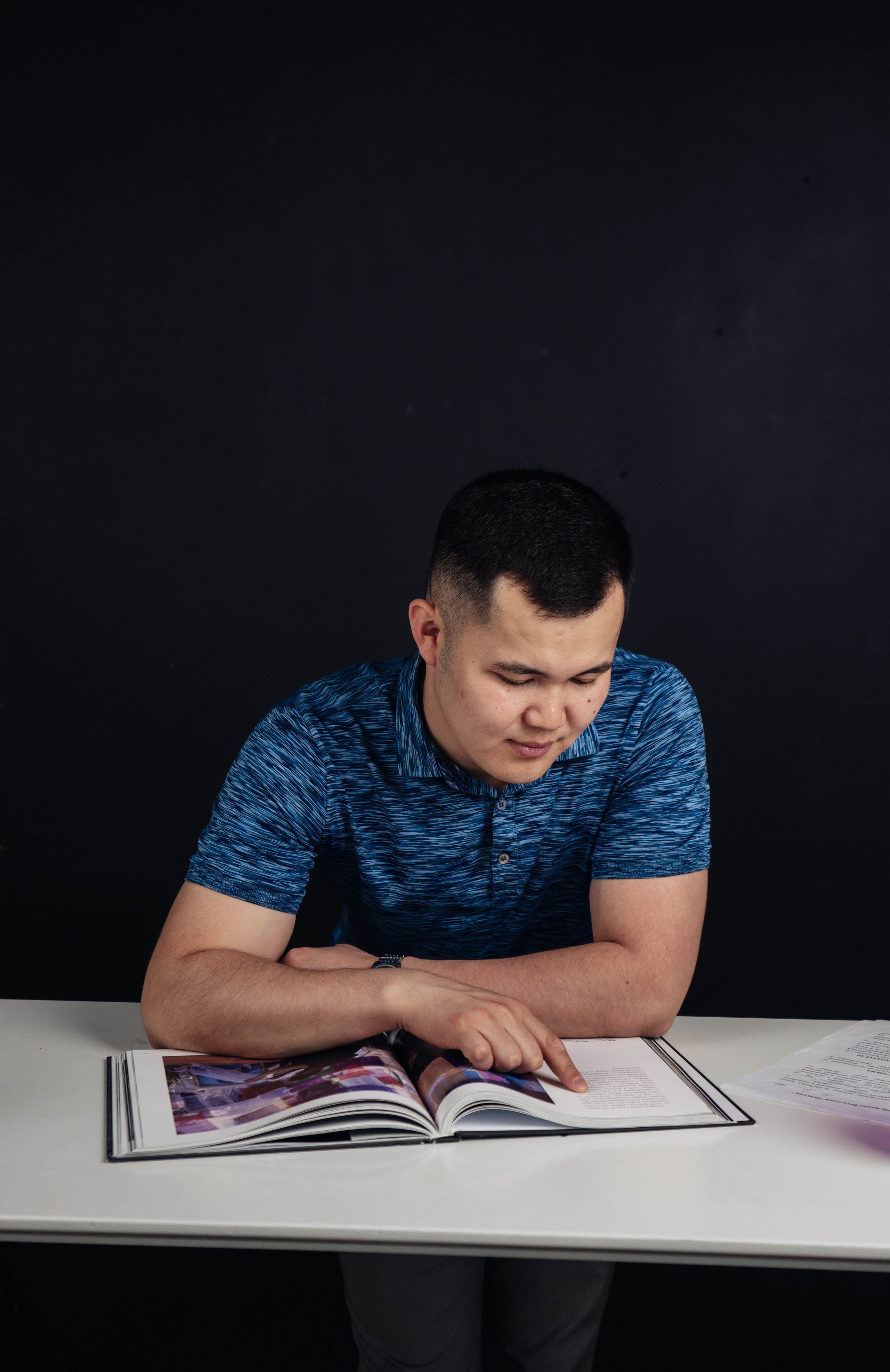 Индивидуальная фотосессия в фотостудии. Уличный и студийный фотограф в Астане Ержанов Нурасыл