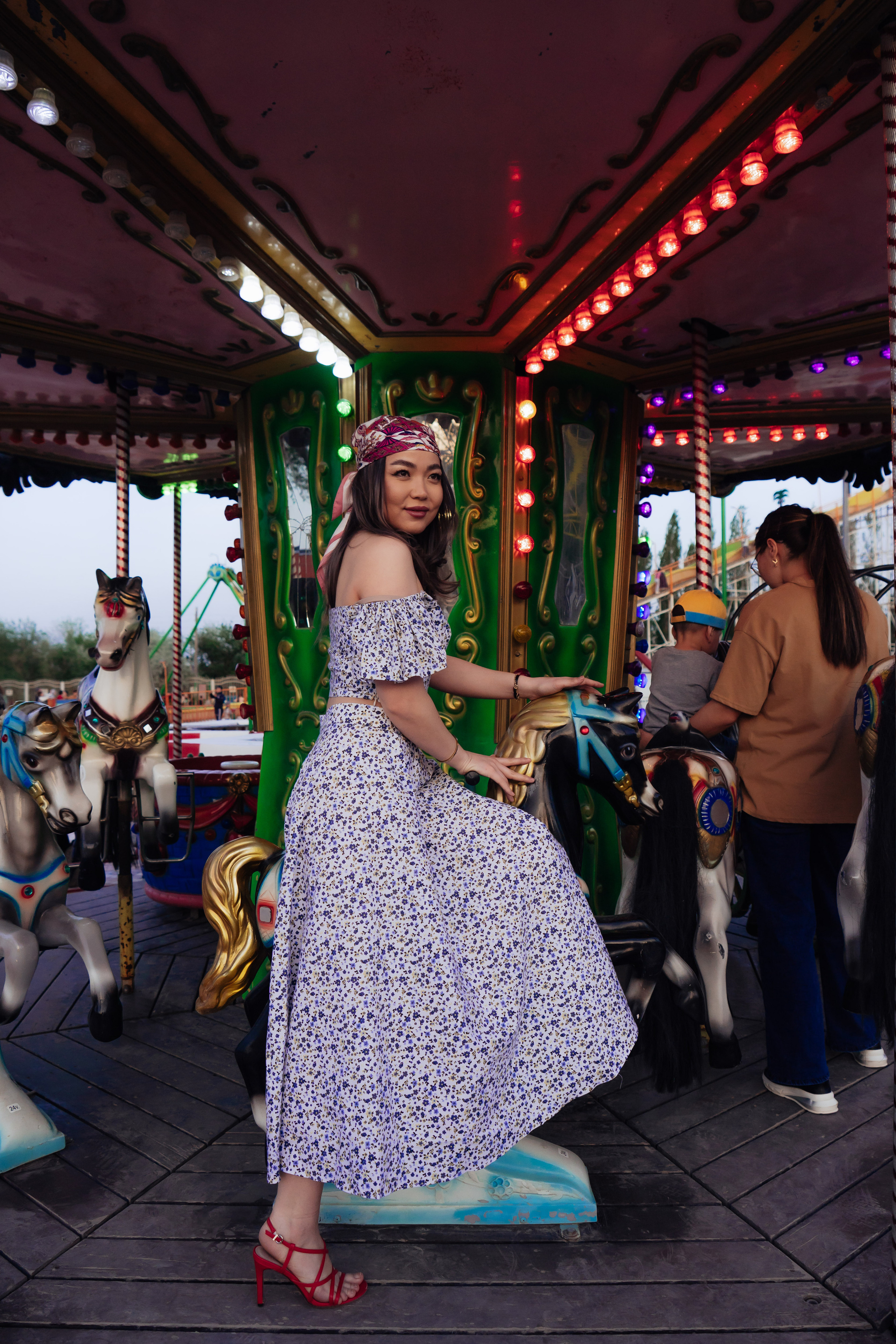 Keremet Park. Street portrait. Уличный и студийный фотограф в Астане Ержанов Нурасыл