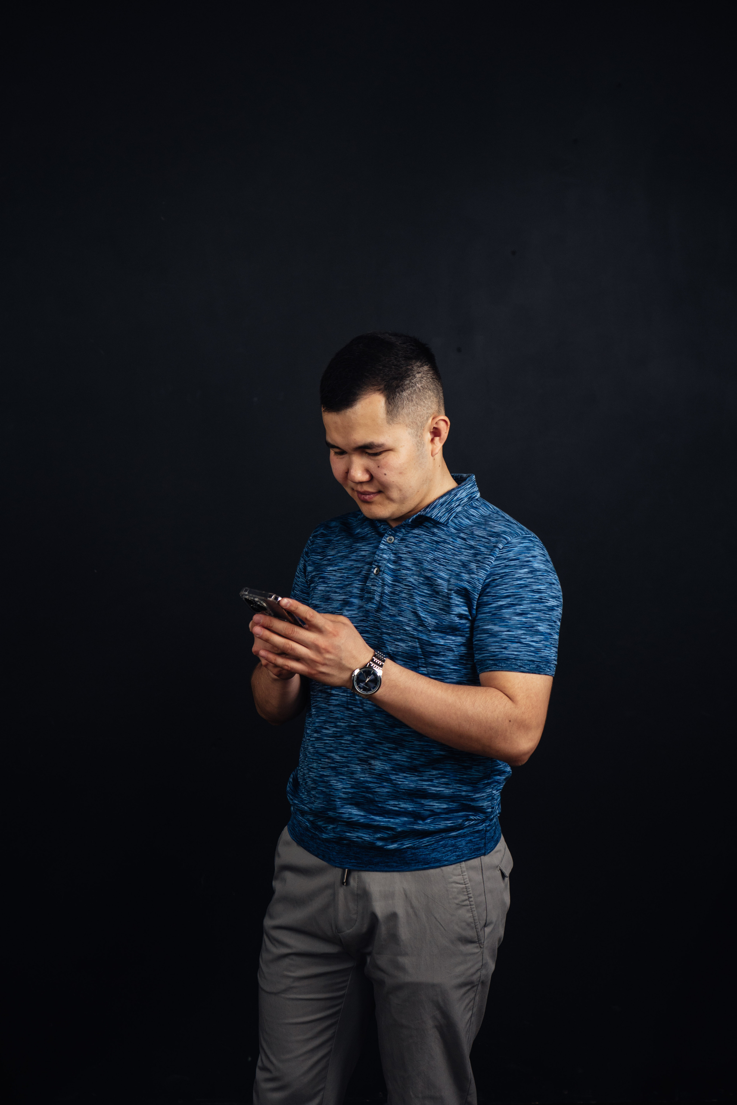 Индивидуальная фотосессия в фотостудии. Уличный и студийный фотограф в Астане Ержанов Нурасыл