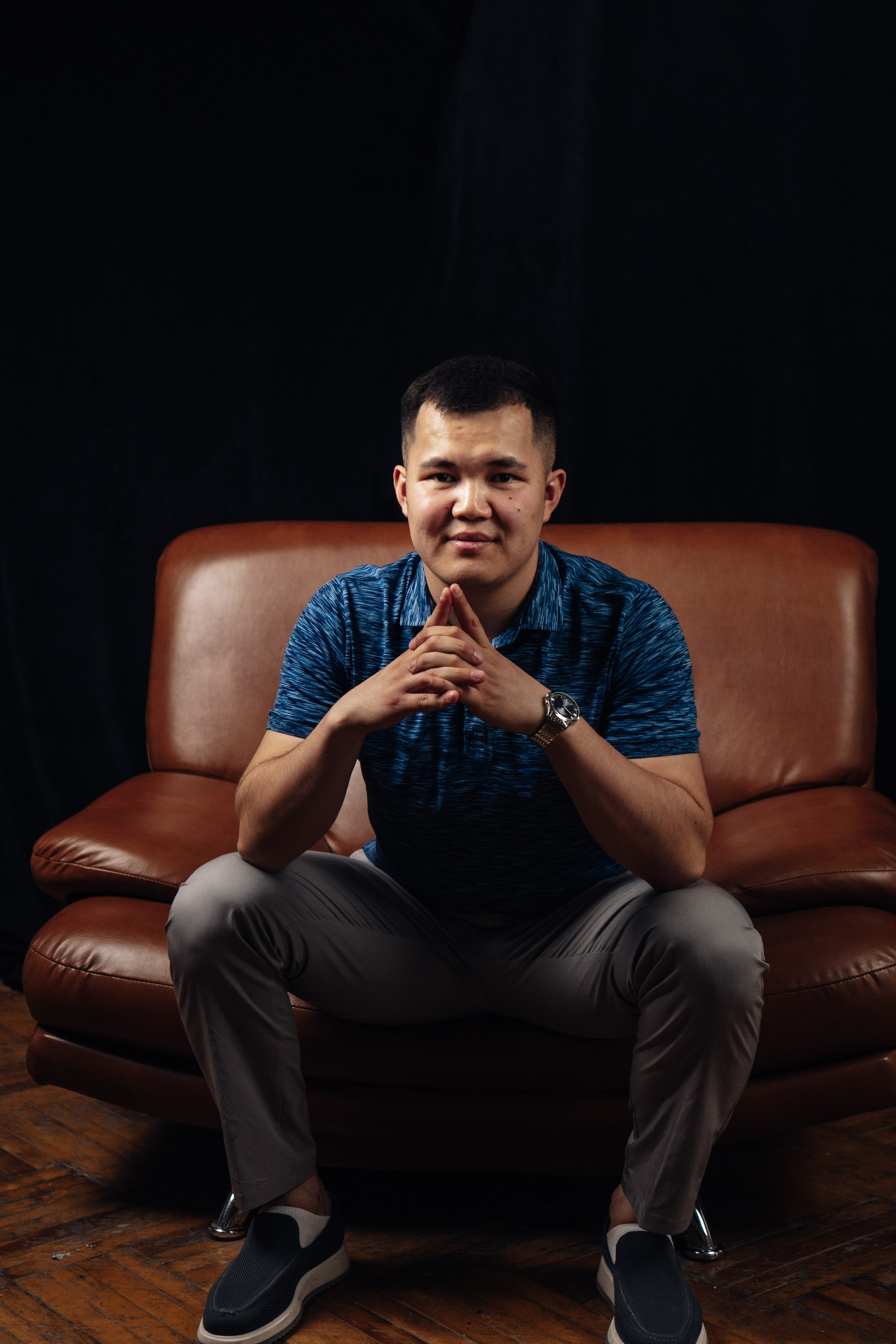 Индивидуальная фотосессия в фотостудии. Уличный и студийный фотограф в Астане Ержанов Нурасыл