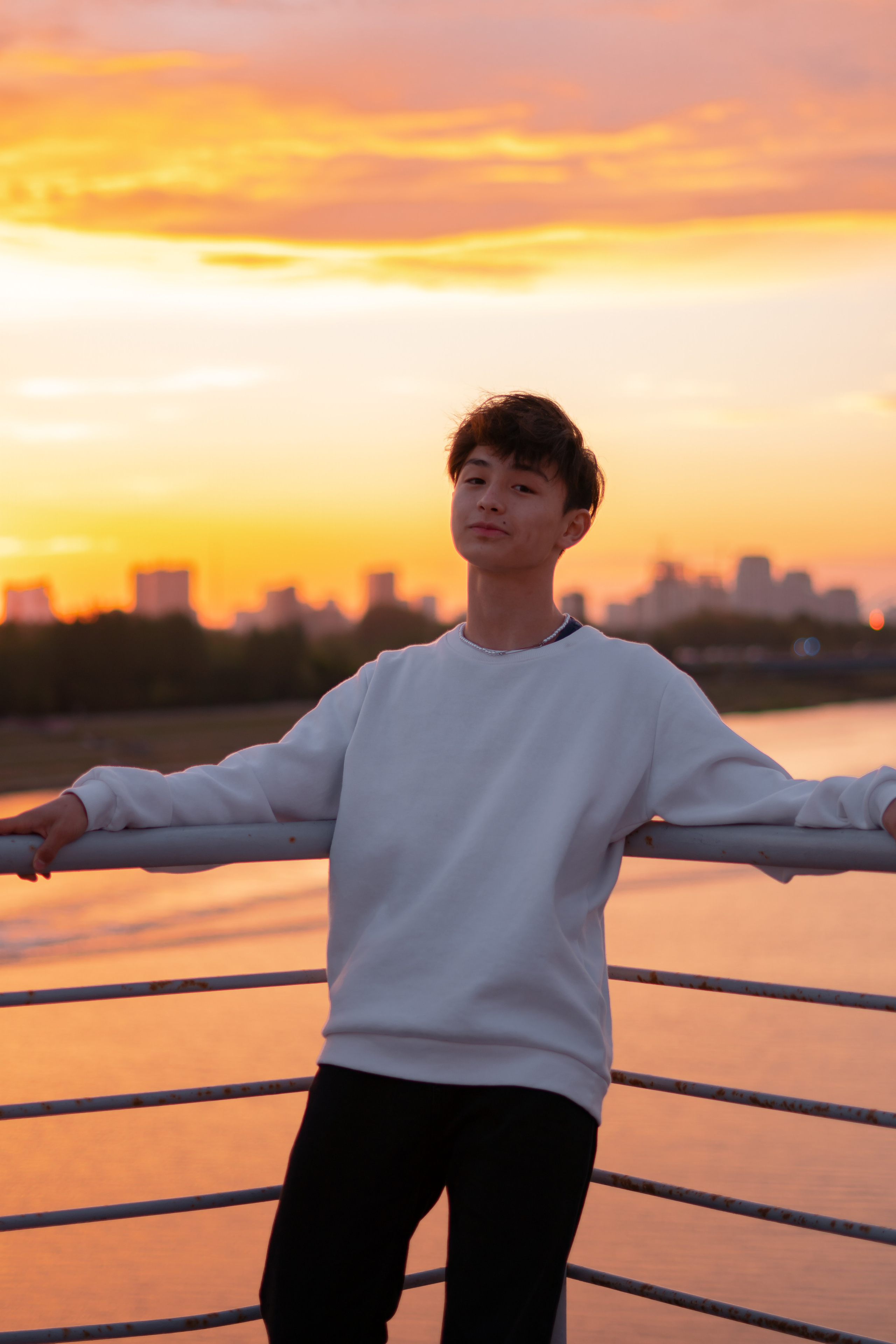 Портрет на закате. Уличный и студийный фотограф в Астане Ержанов Нурасыл