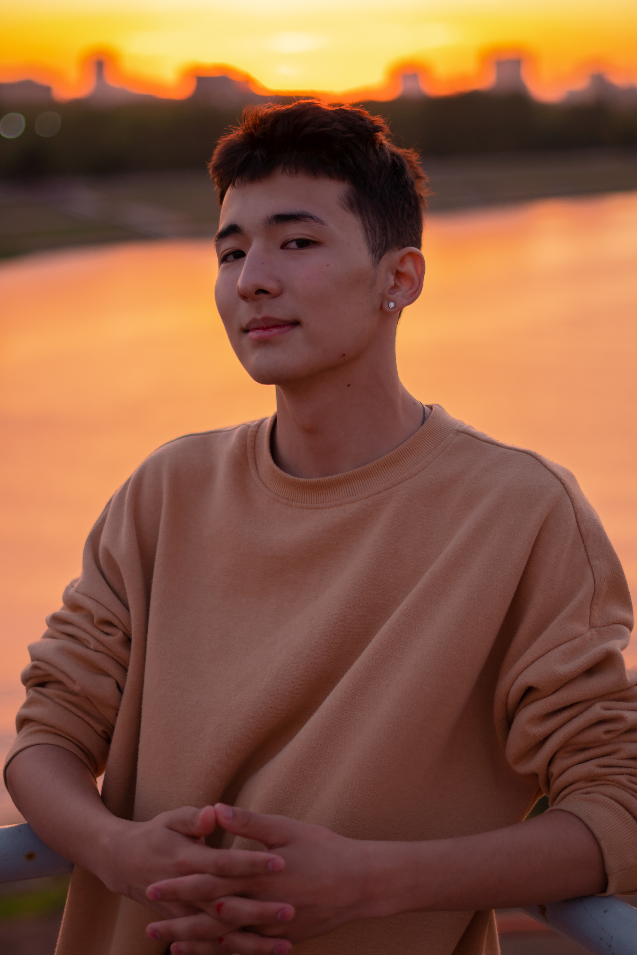 Портрет на закате. Уличный и студийный фотограф в Астане Ержанов Нурасыл